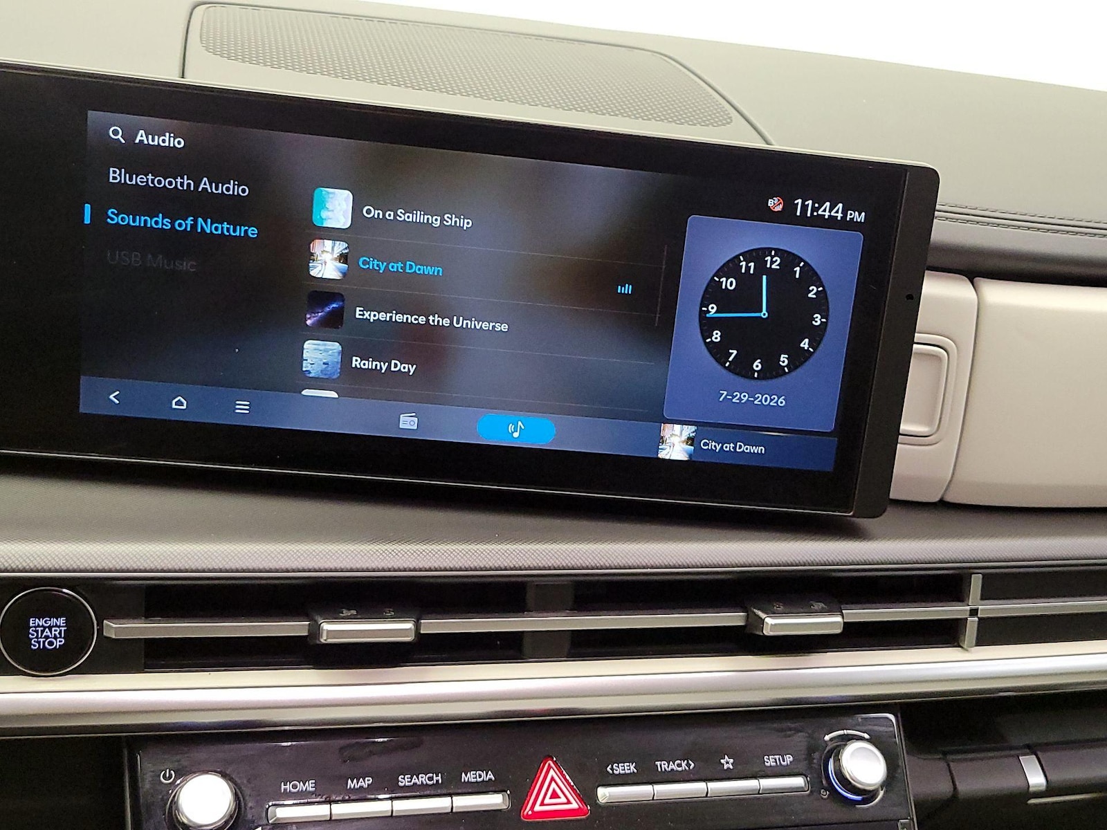 2025 Hyundai Santa Fe SEL - Photo 17