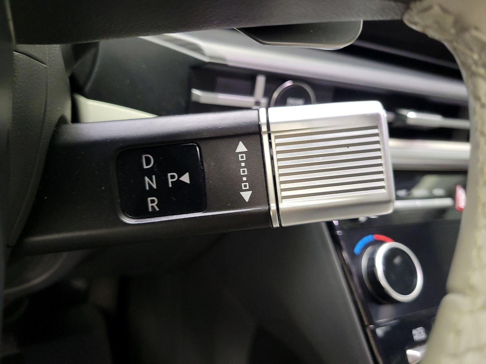 2025 Hyundai Santa Fe SEL - Photo 19