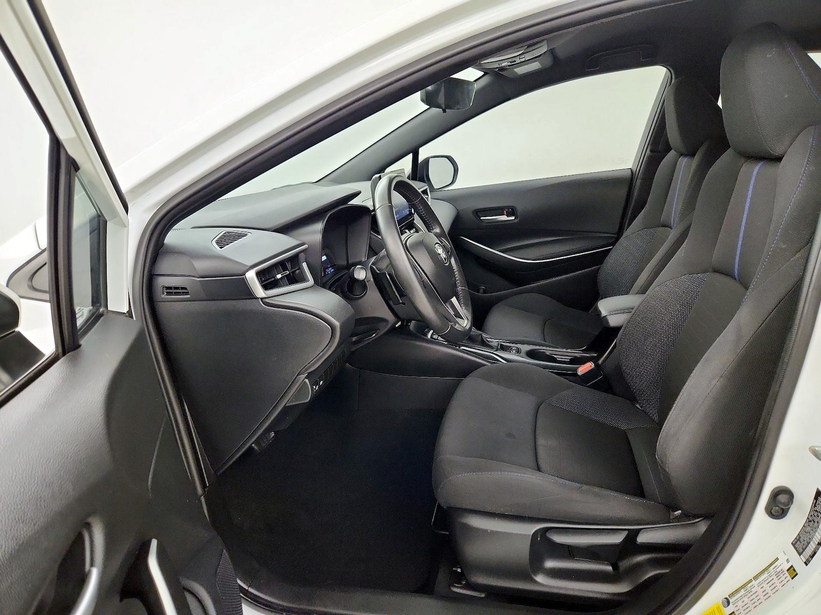 2022 Toyota Corolla SE - Photo 12