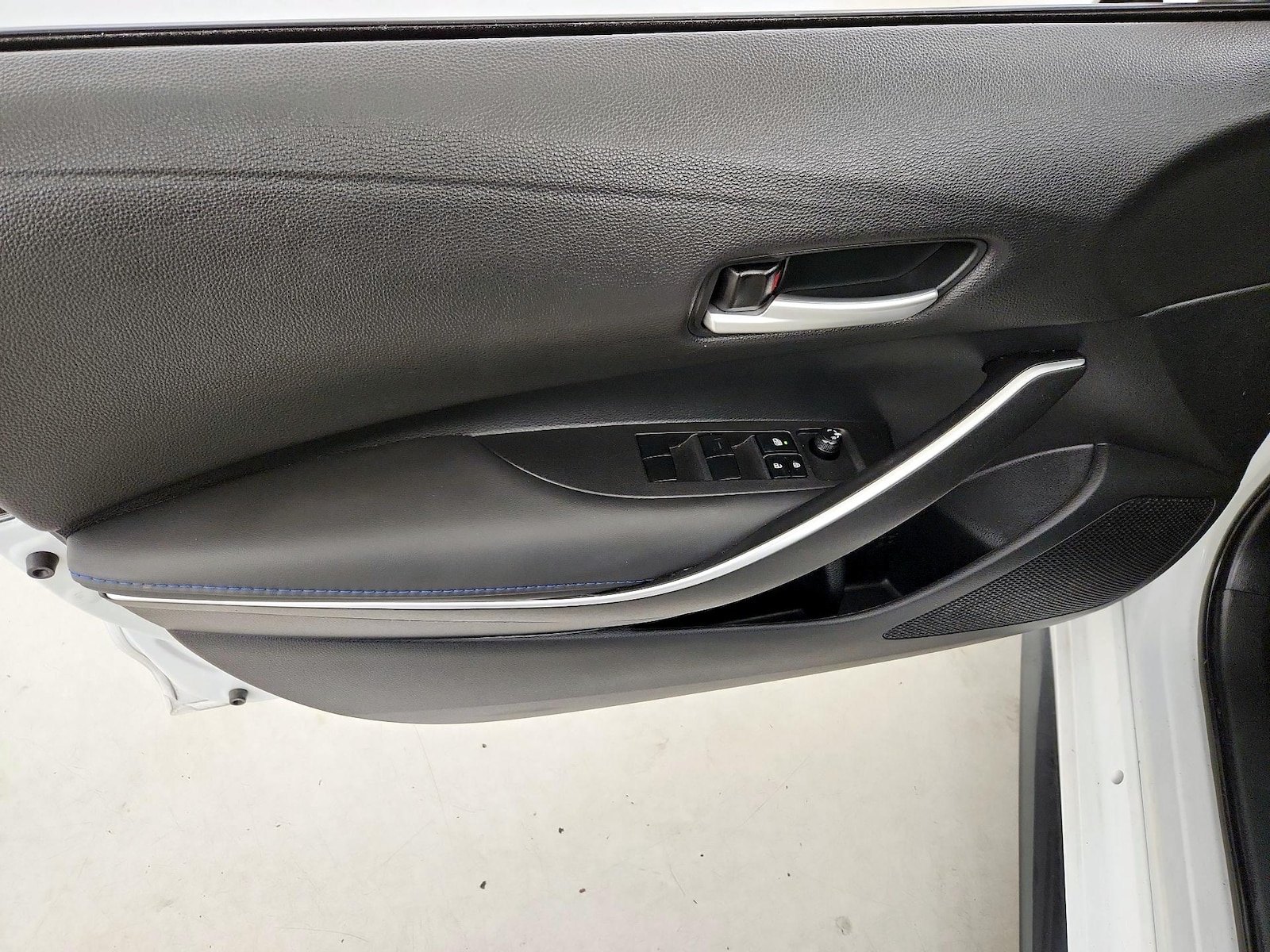 2022 Toyota Corolla SE - Photo 13