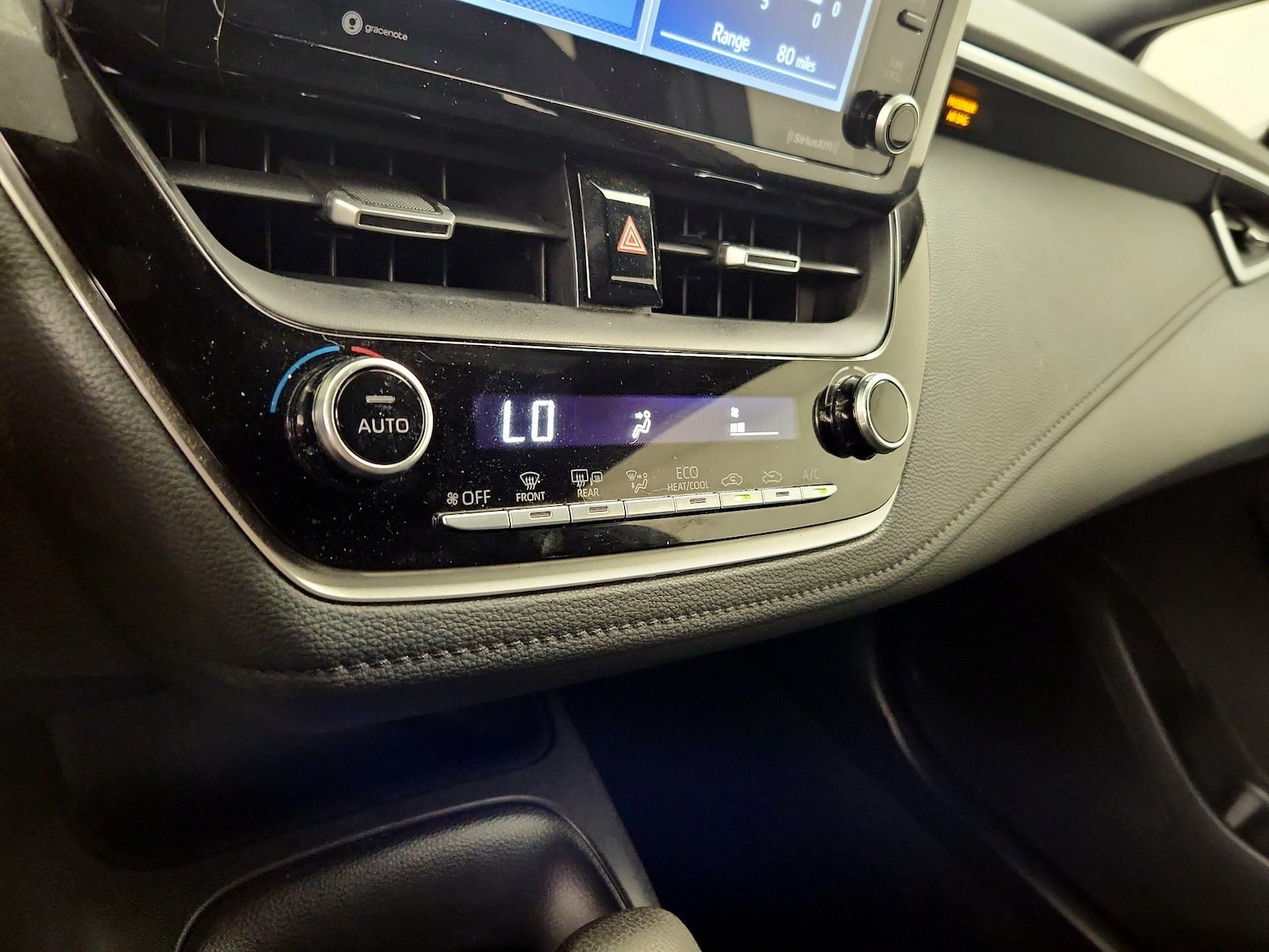 2022 Toyota Corolla SE - Photo 17