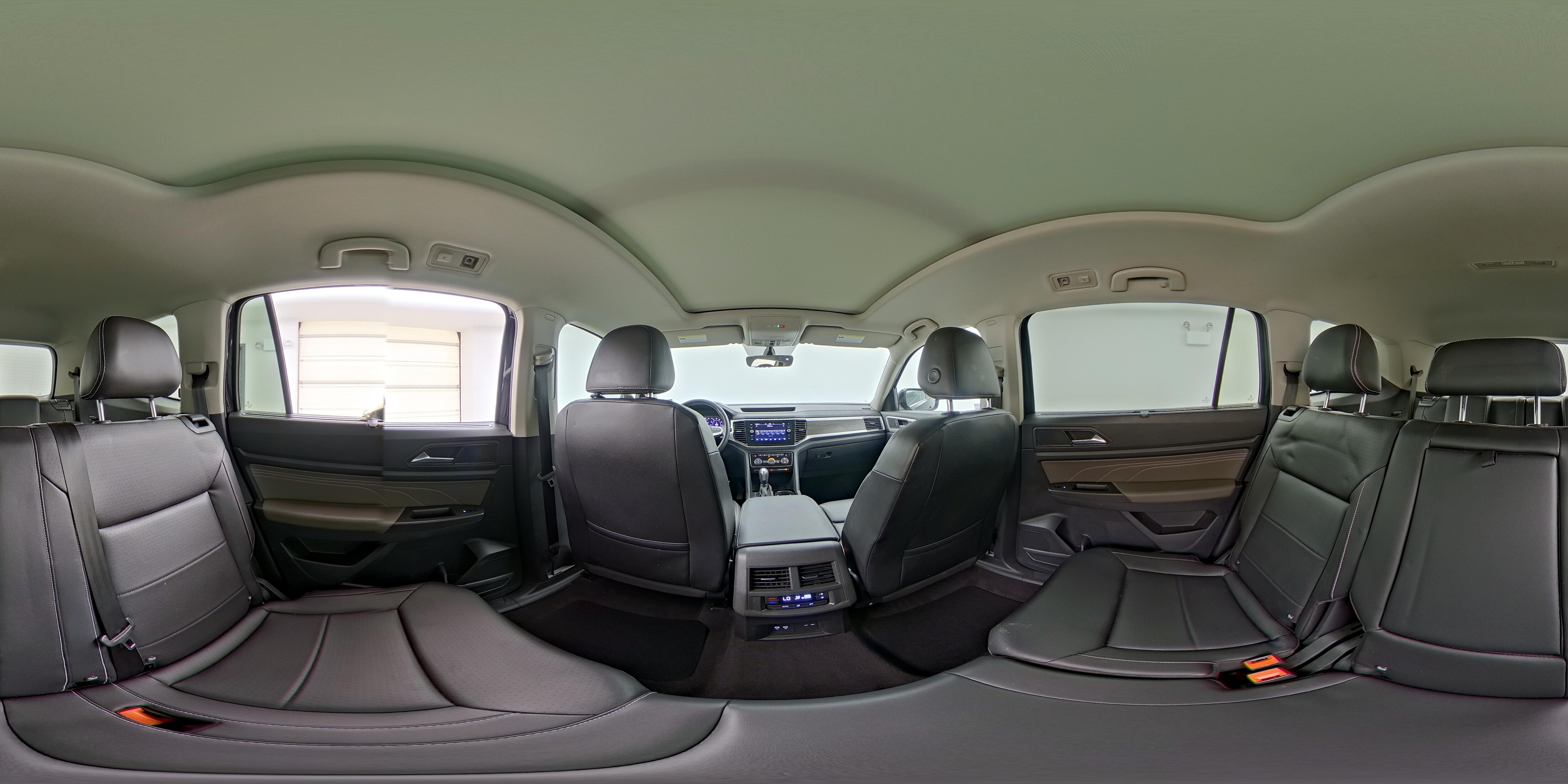 2022 Volkswagen Atlas SE w/Tech - Photo 28
