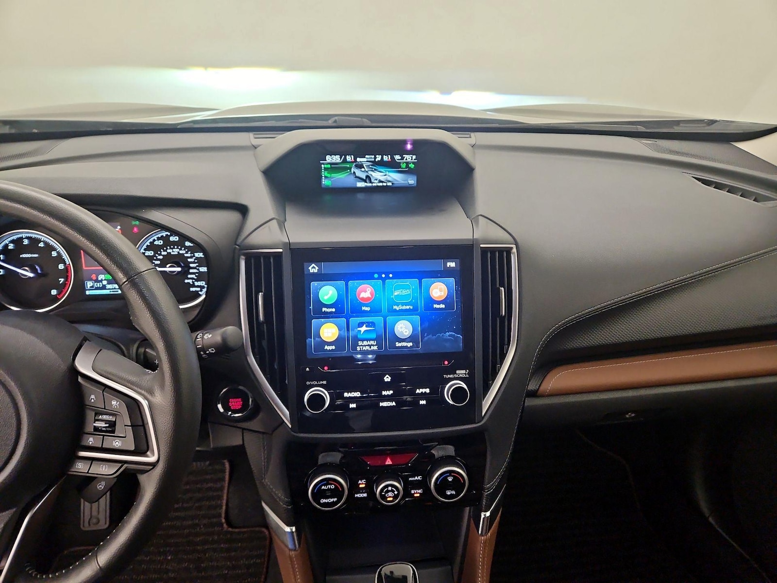 Apple CarPlay® & Android Auto™