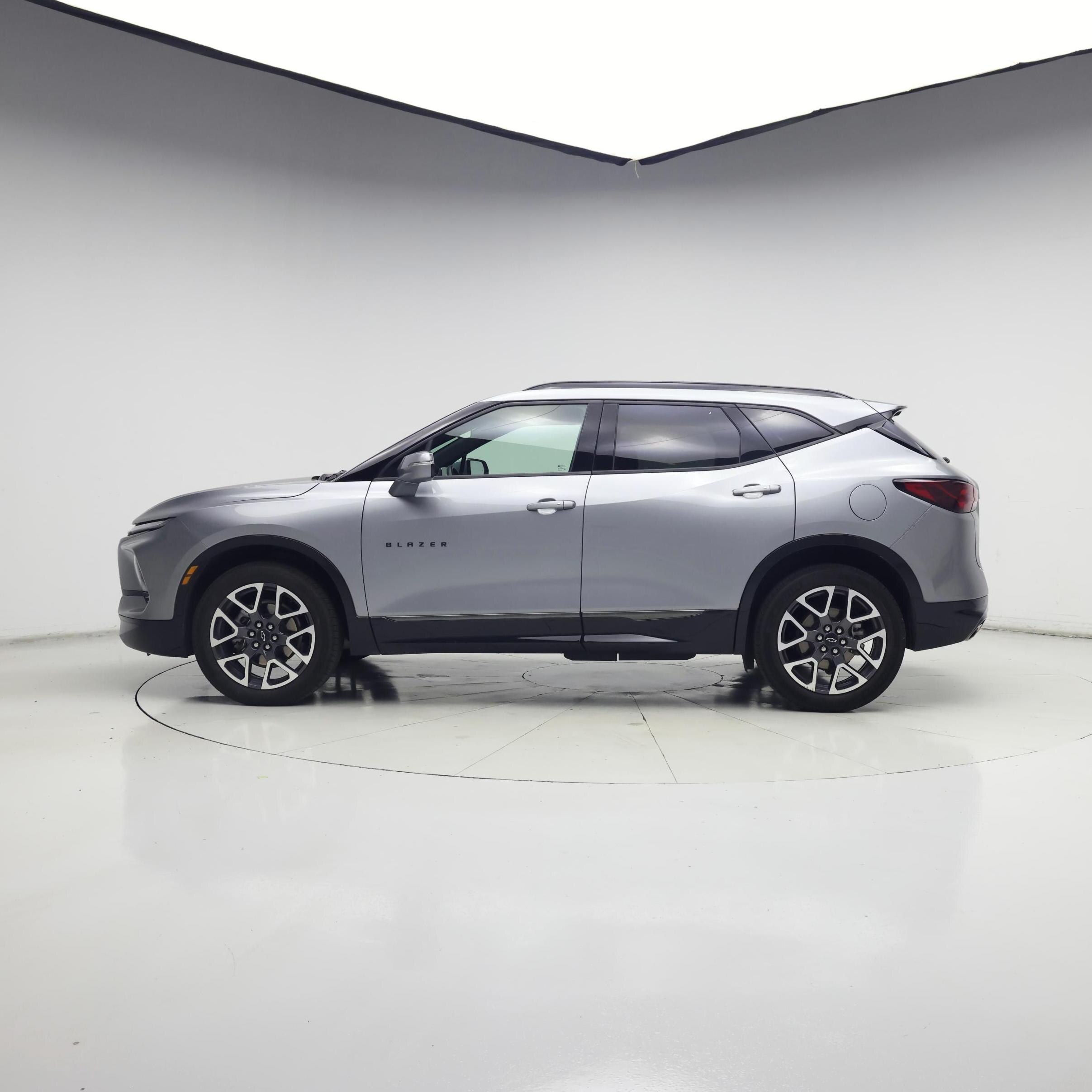 Thumbnail: 2025 Chevrolet Blazer - 3