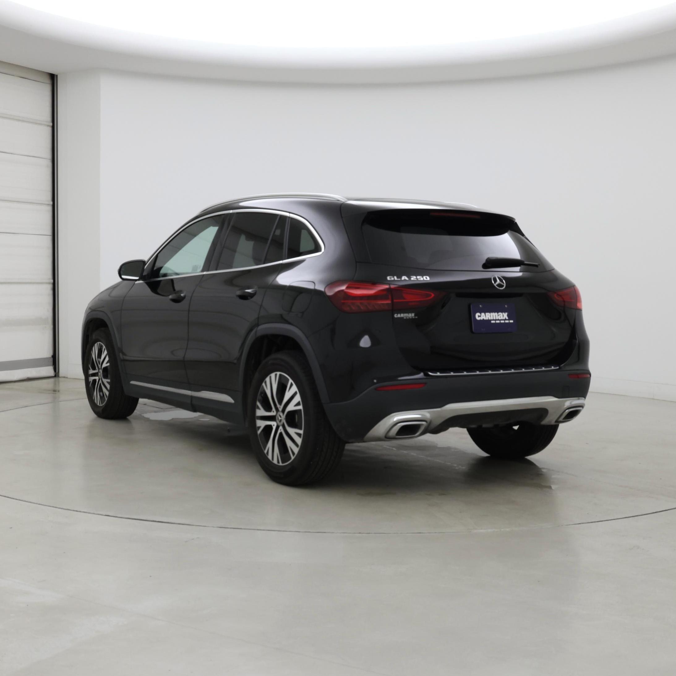 Thumbnail: 2025 Mercedes-Benz GLA - 2