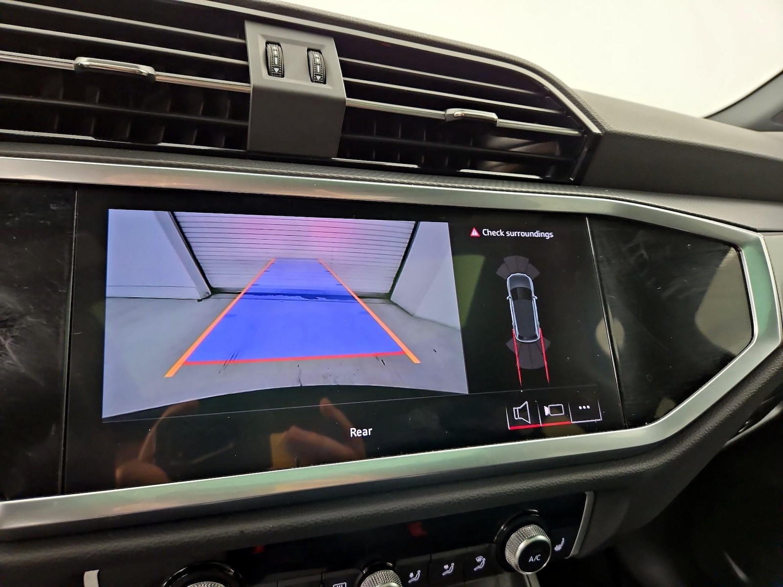 2025 Audi Q3 S Line Premium - Photo 15