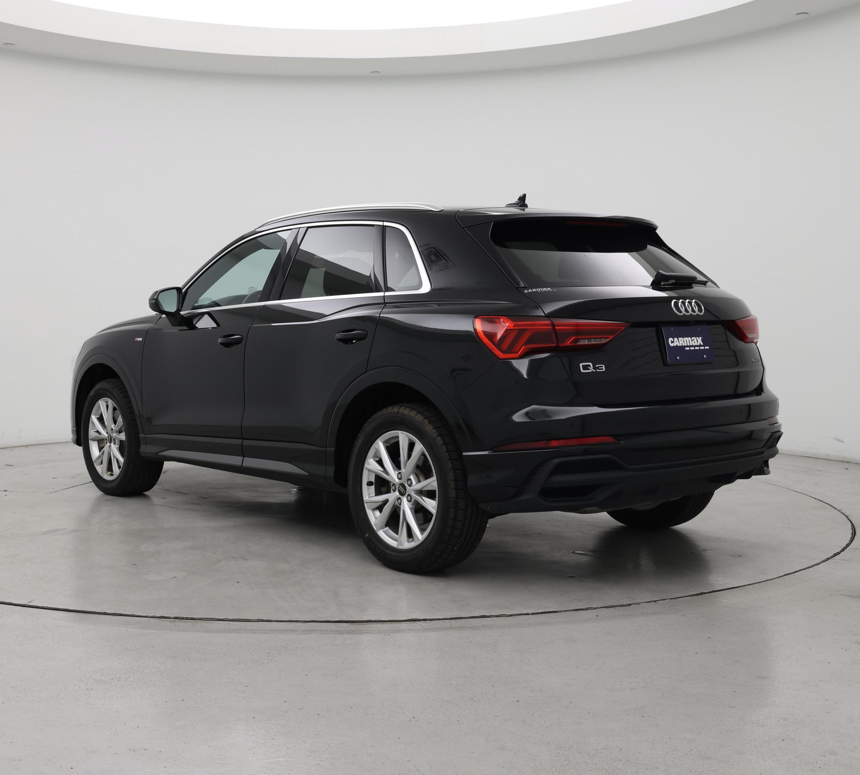 Thumbnail: 2025 Audi Q3 - 2