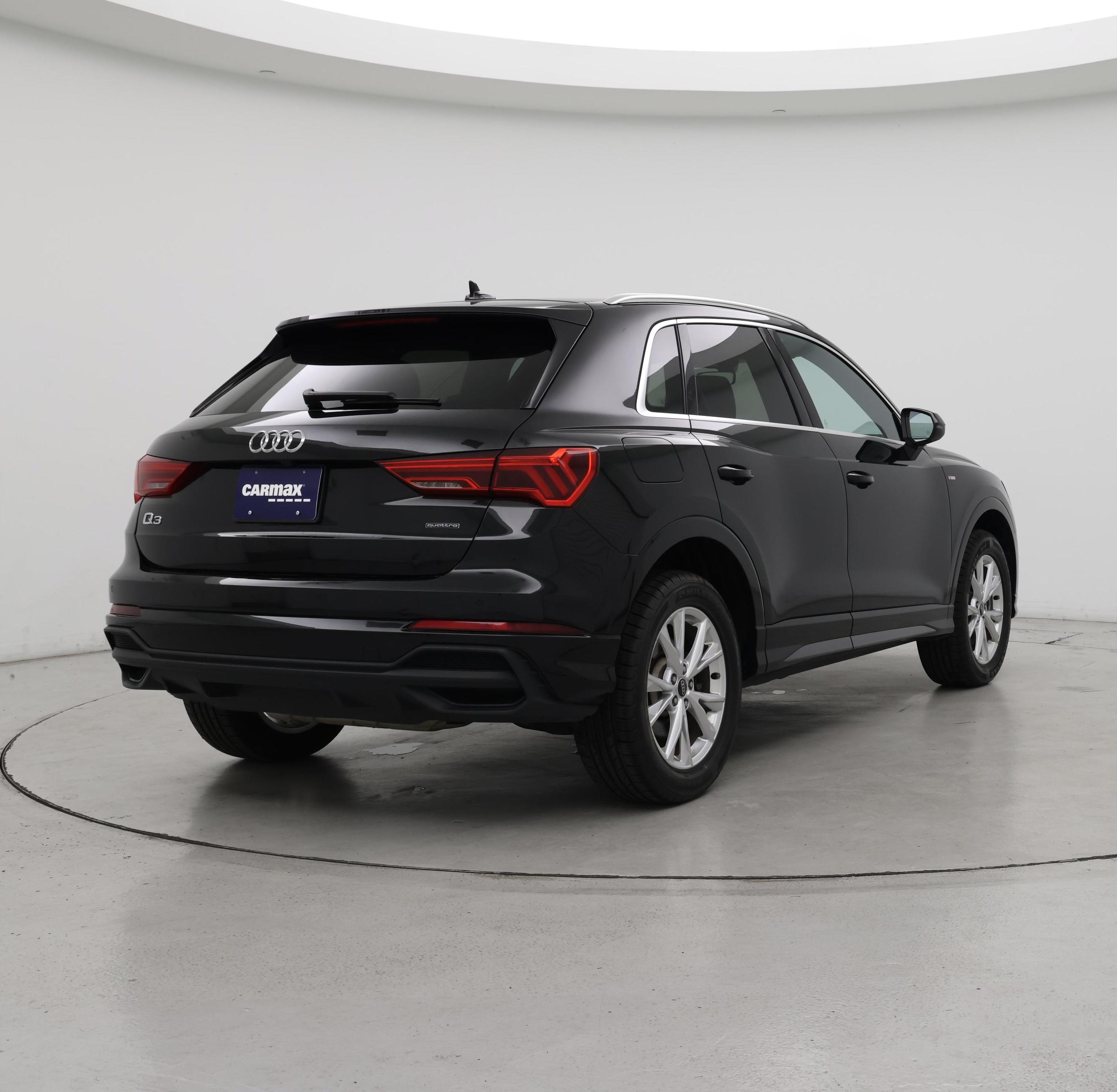 Thumbnail: 2025 Audi Q3 - 8