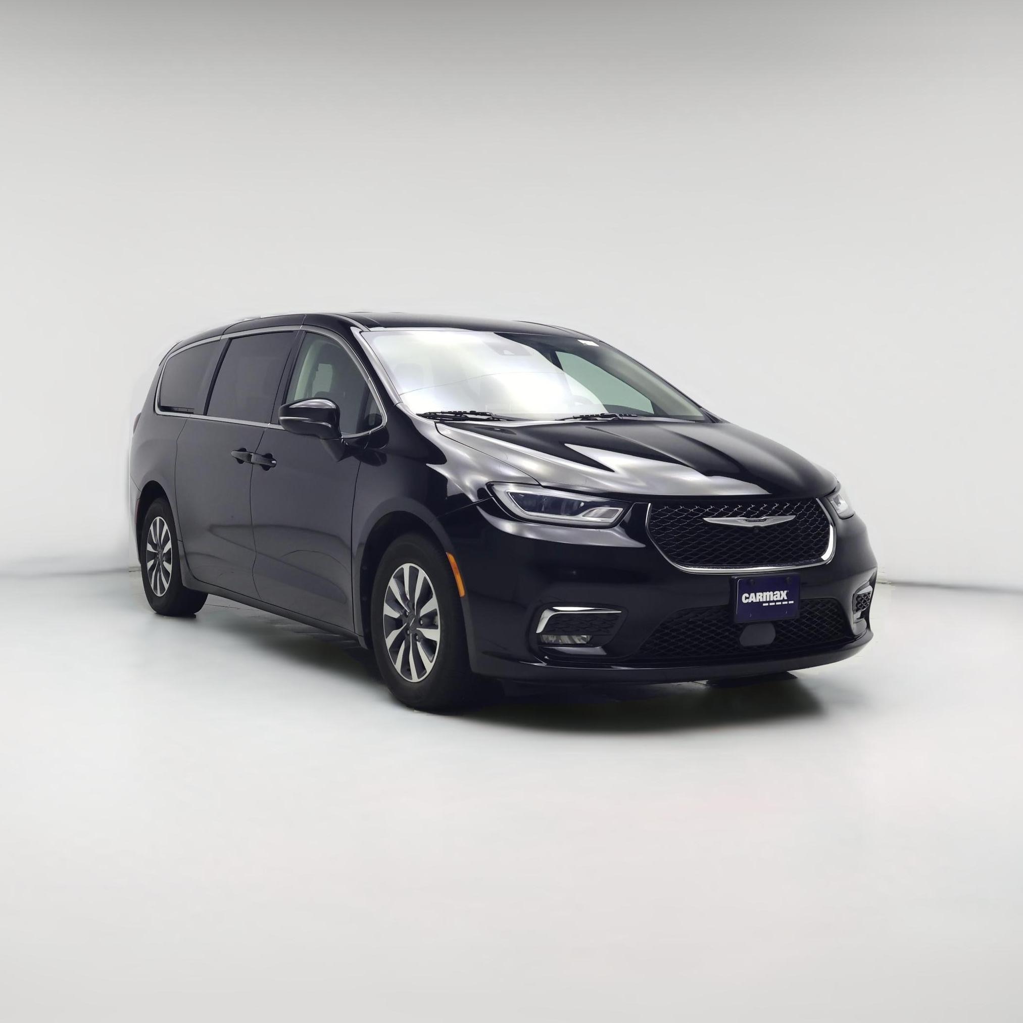 Thumbnail: 2024 Chrysler Pacifica - 1
