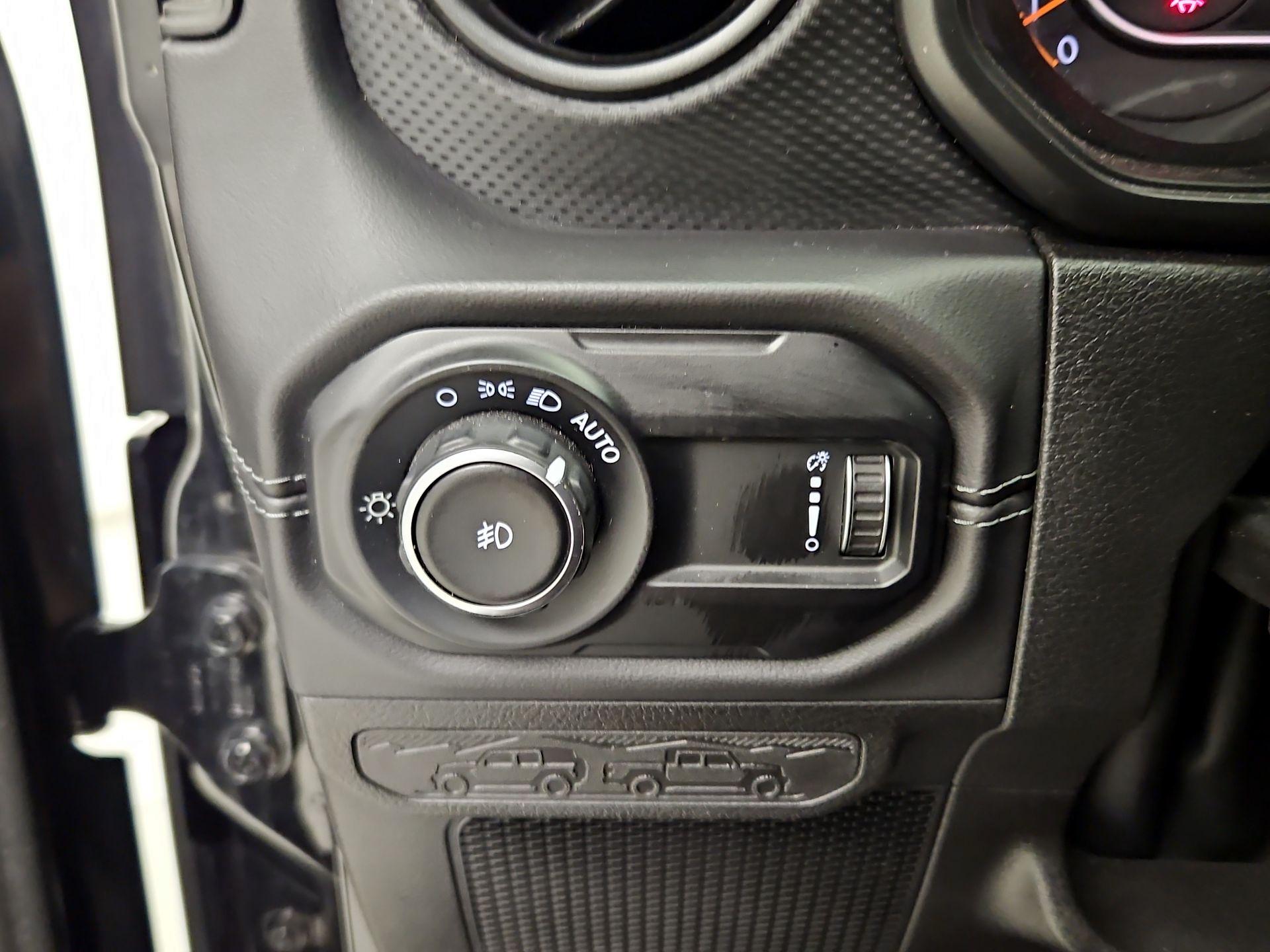 Thumbnail: 2025 Jeep Wrangler - 13