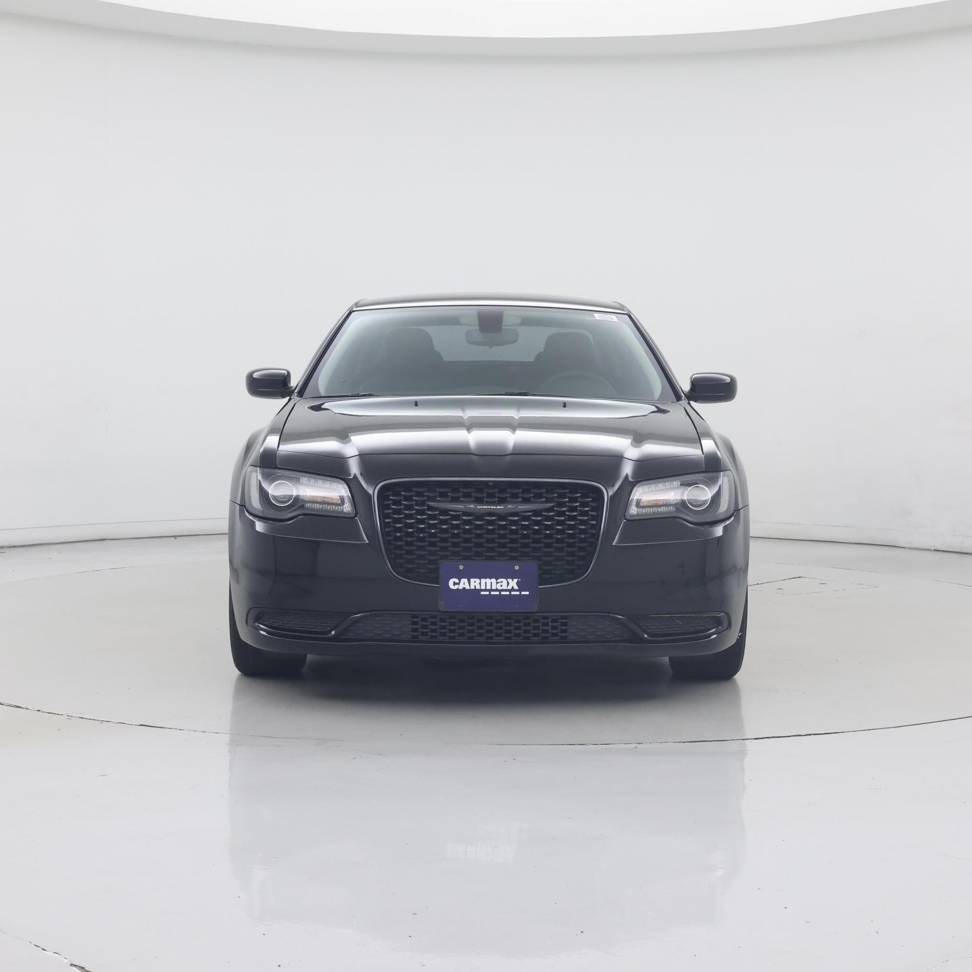 Thumbnail: 2023 Chrysler 300 - 5