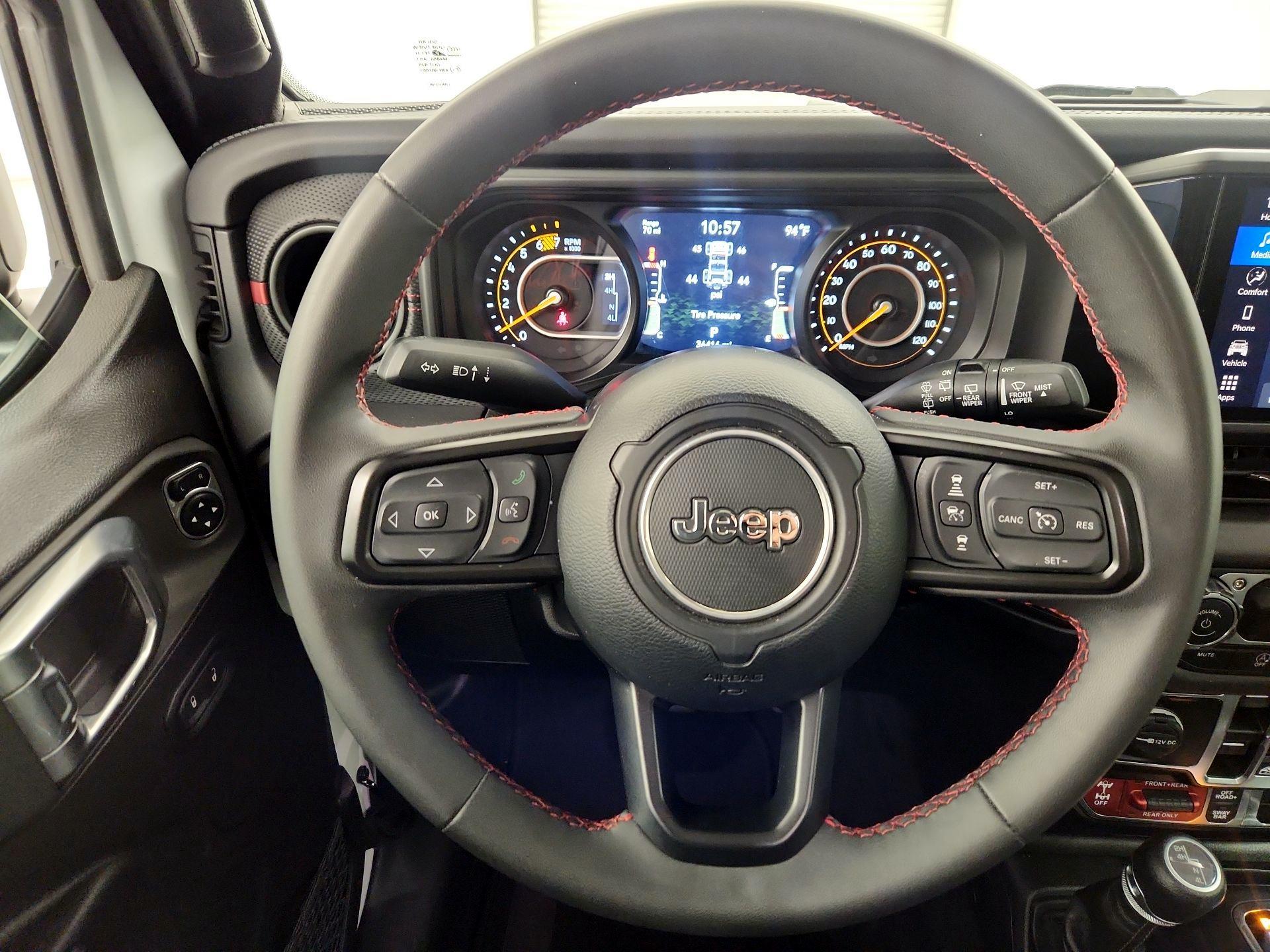 Thumbnail: 2025 Jeep Wrangler - 10