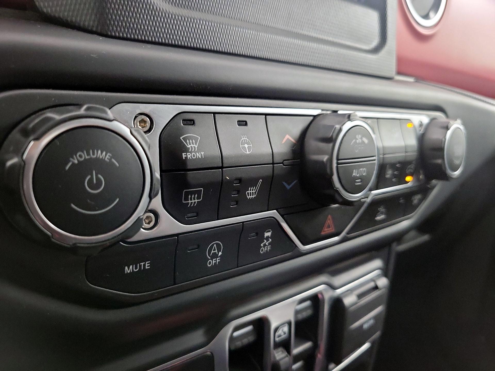 Thumbnail: 2021 Jeep Wrangler - 16
