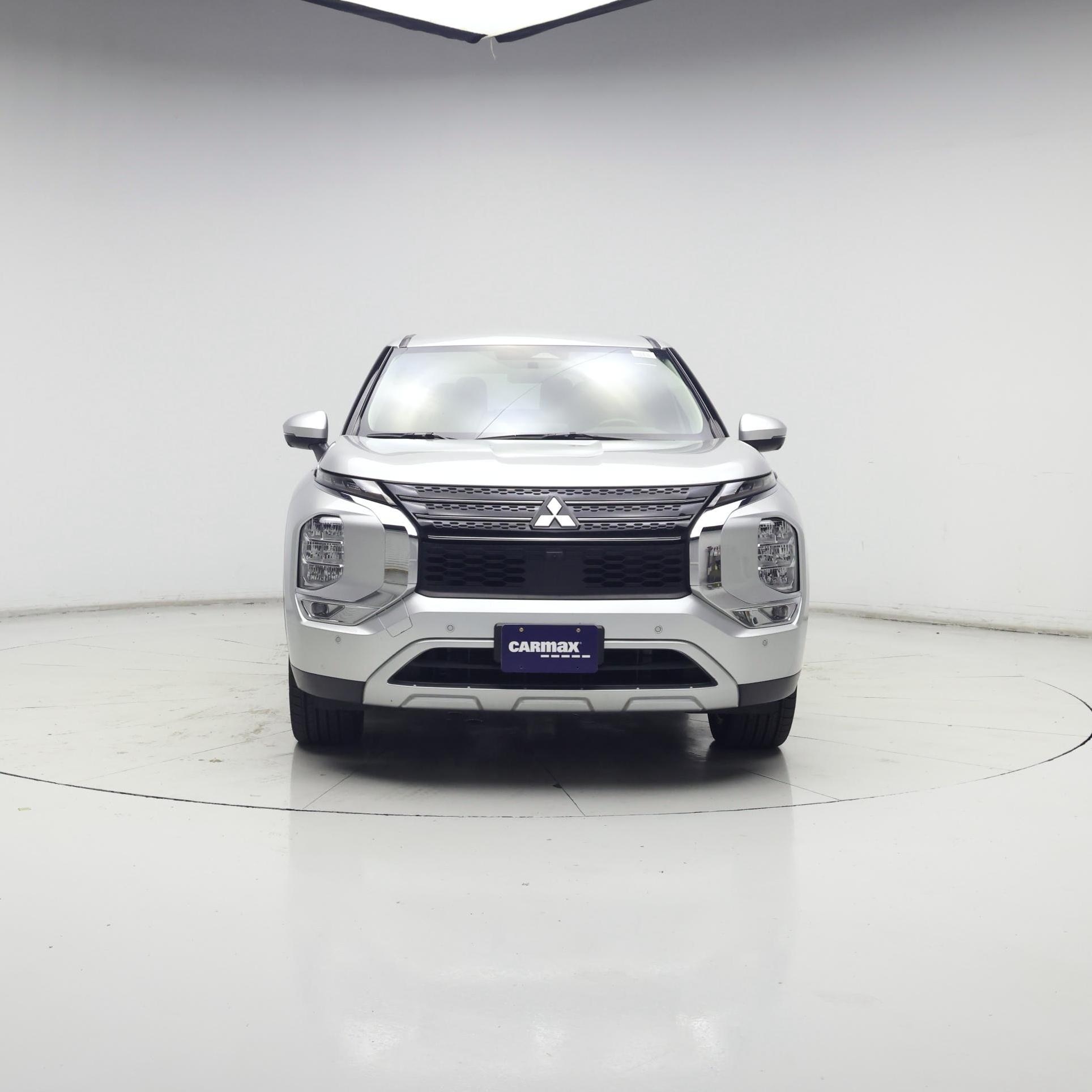 Thumbnail: 2024 Mitsubishi Outlander - 5
