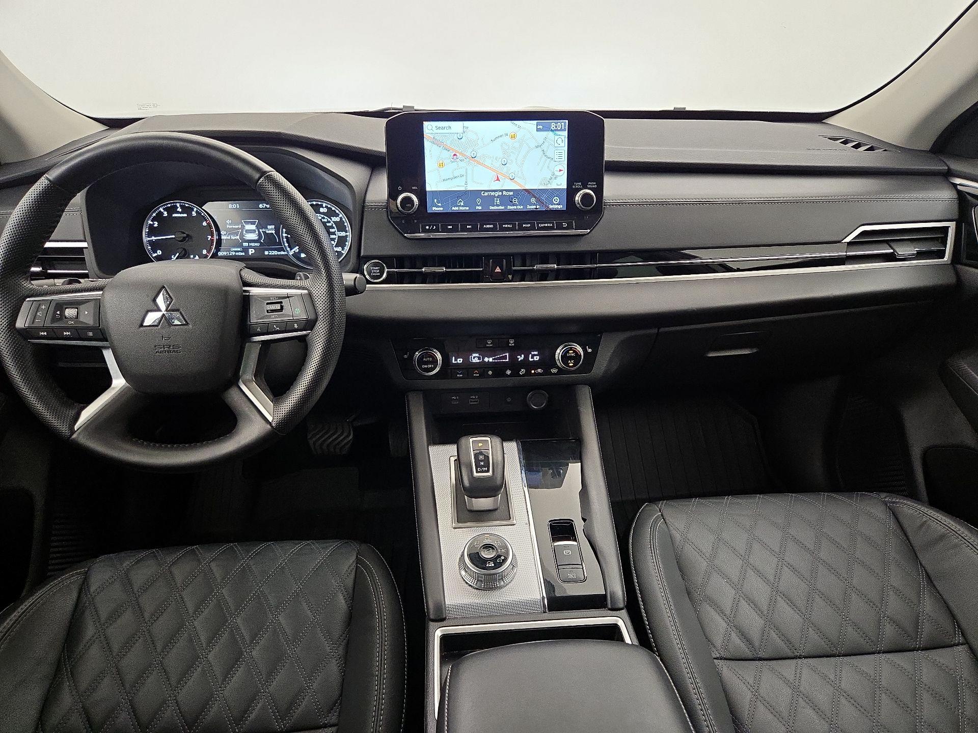 Thumbnail: 2022 Mitsubishi Outlander - 9
