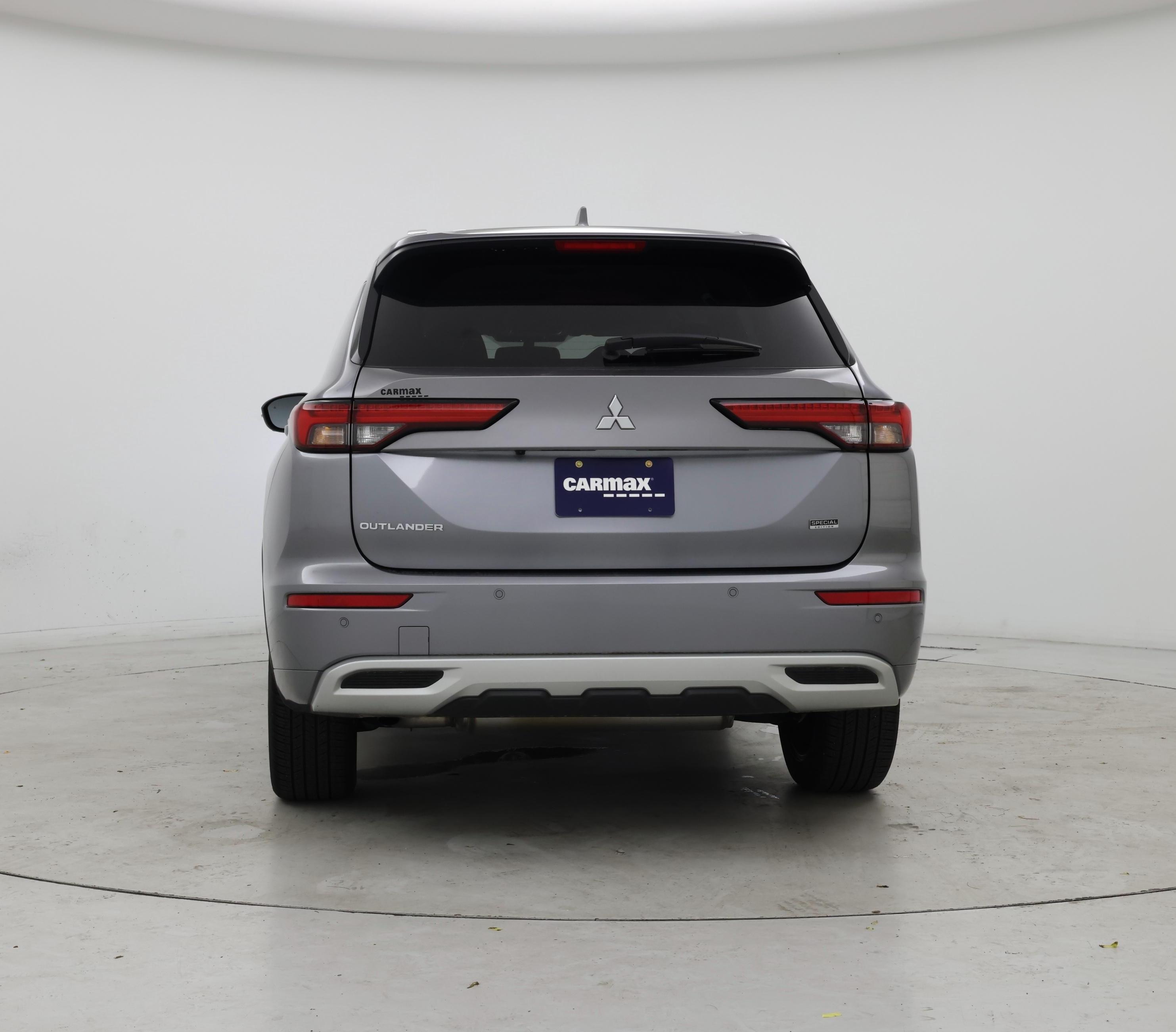 Thumbnail: 2022 Mitsubishi Outlander - 6