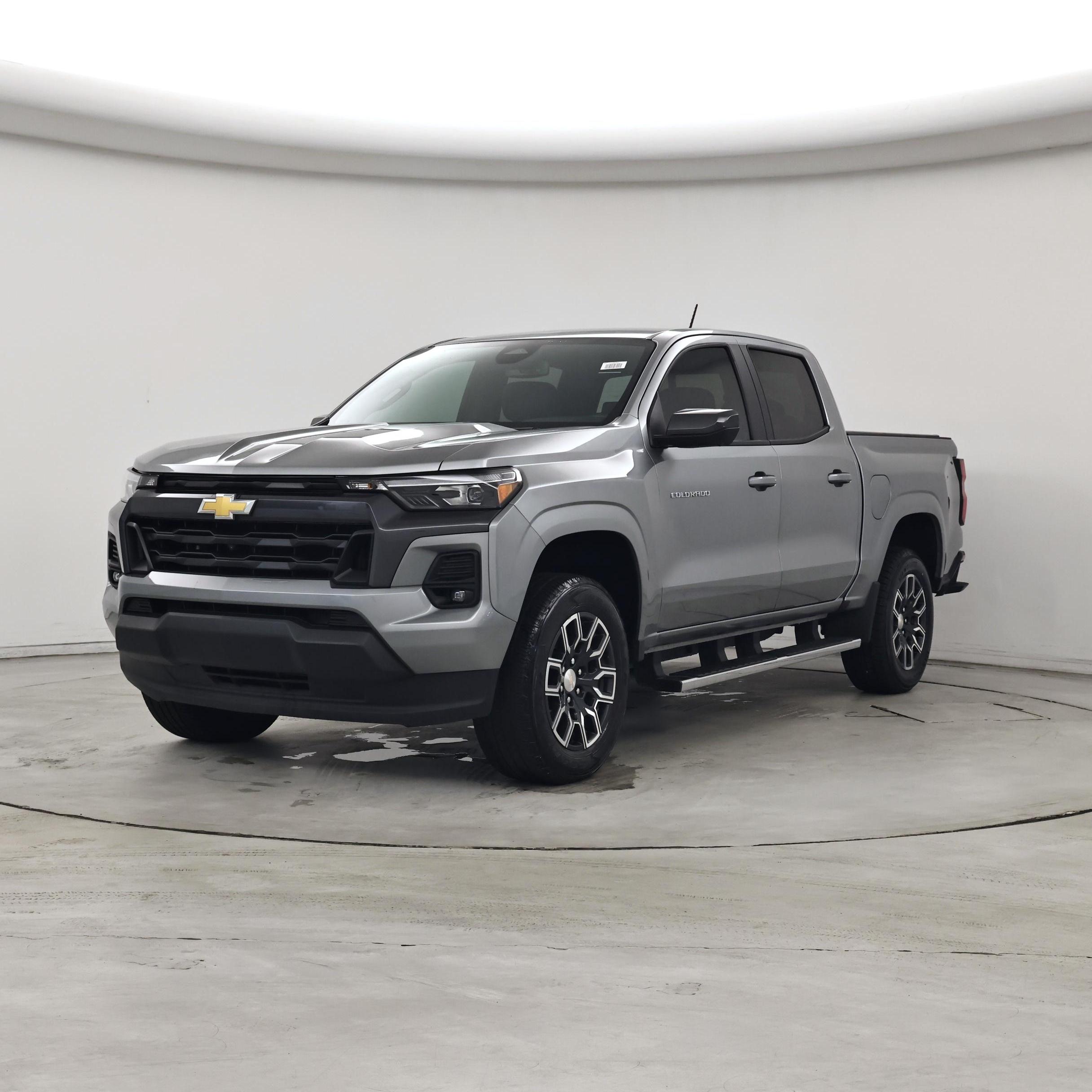 Thumbnail: 2023 Chevrolet Colorado - 4