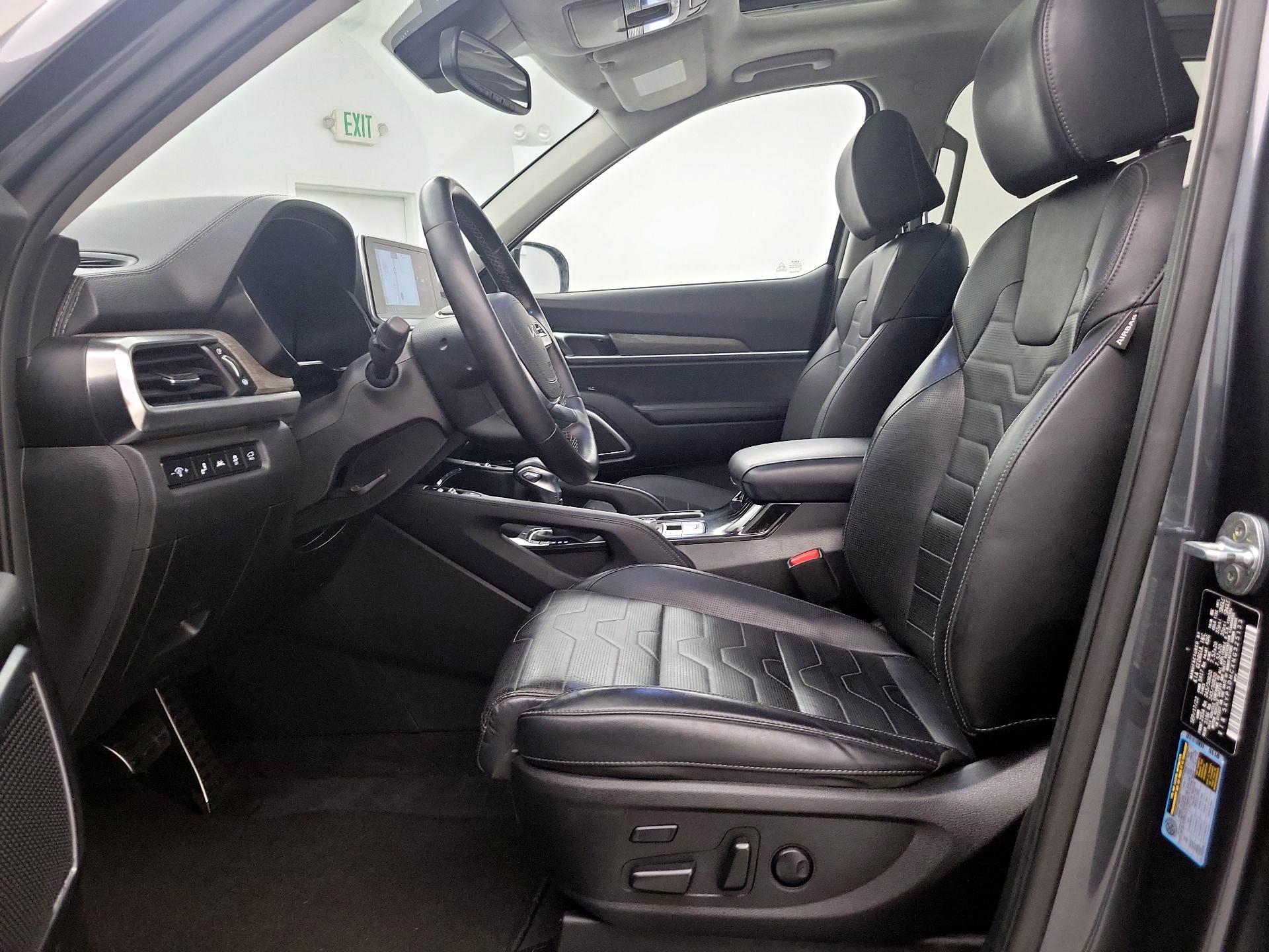 Thumbnail: 2022 Kia Telluride - 11