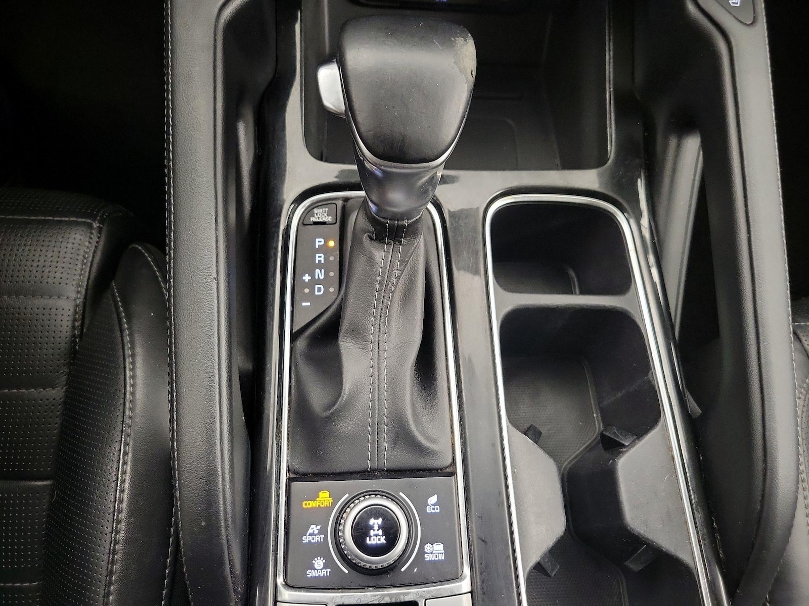 2022 Kia Telluride SX - Photo 19