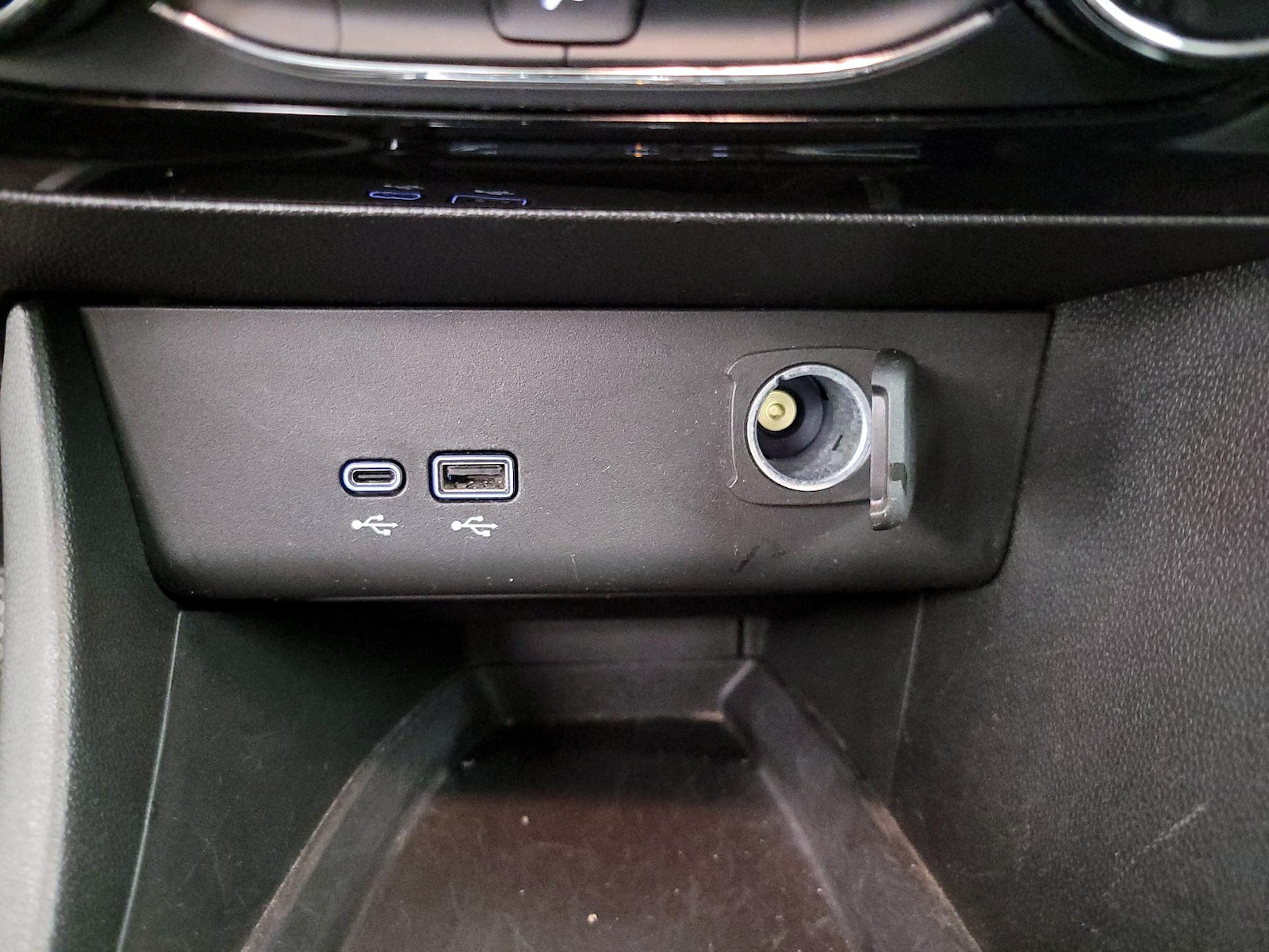 2024 Buick Encore GX Sport Touring - Photo 19