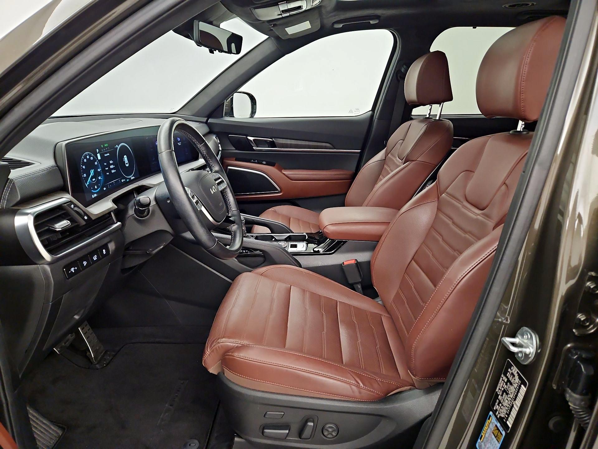 Thumbnail: 2023 Kia Telluride - 11
