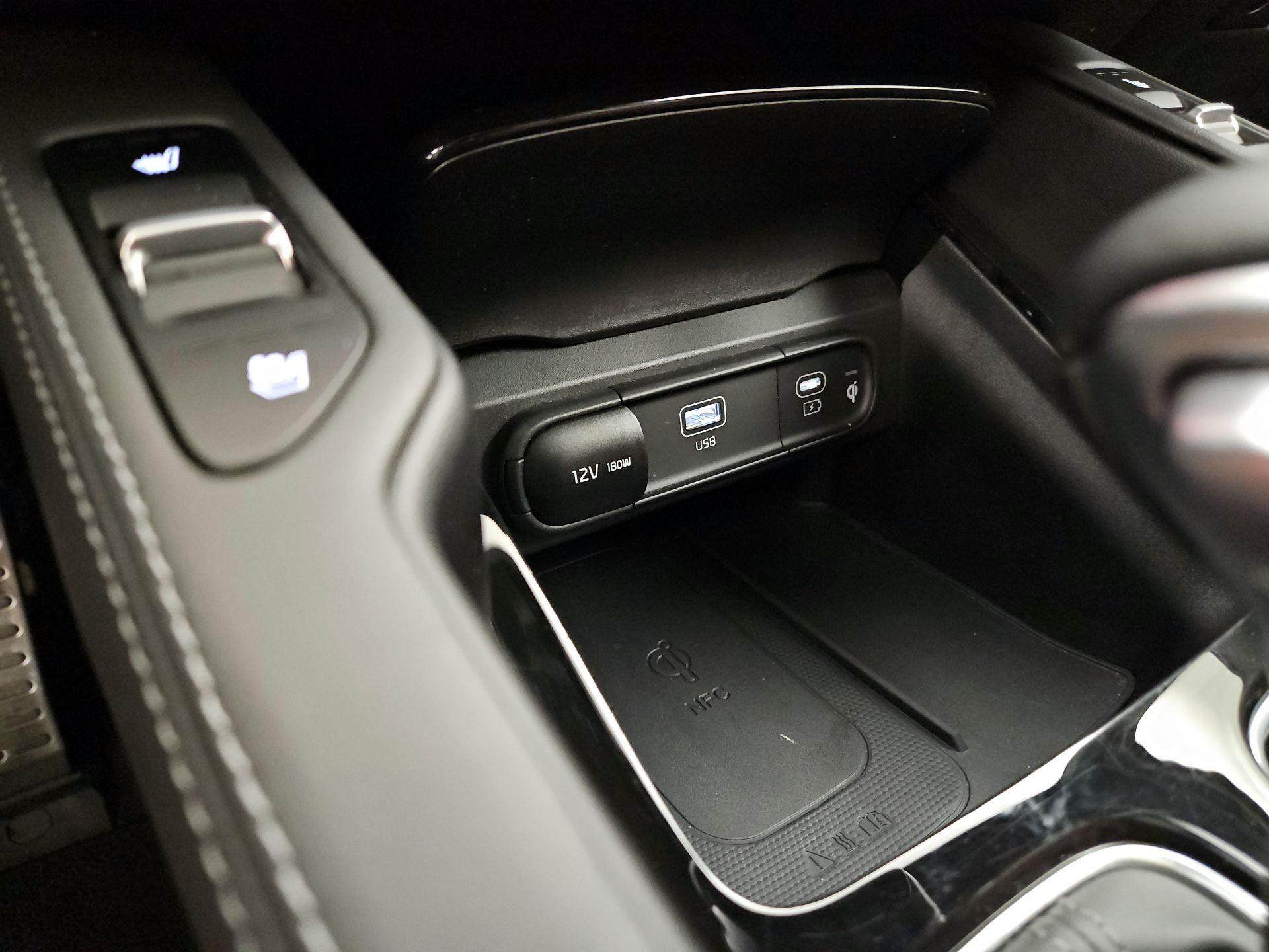 Thumbnail: 2023 Kia Telluride - 19