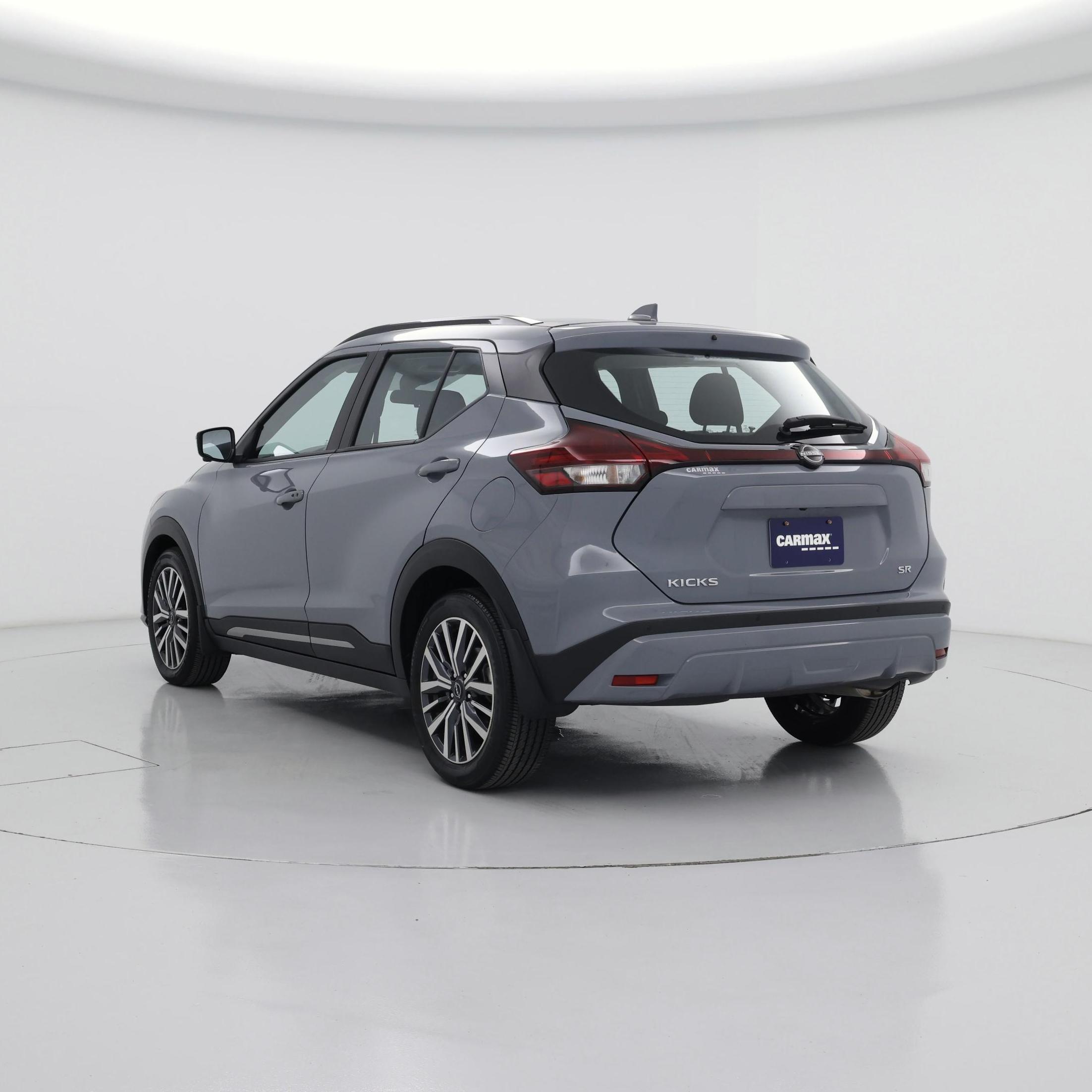 Thumbnail: 2023 Nissan Kicks - 2