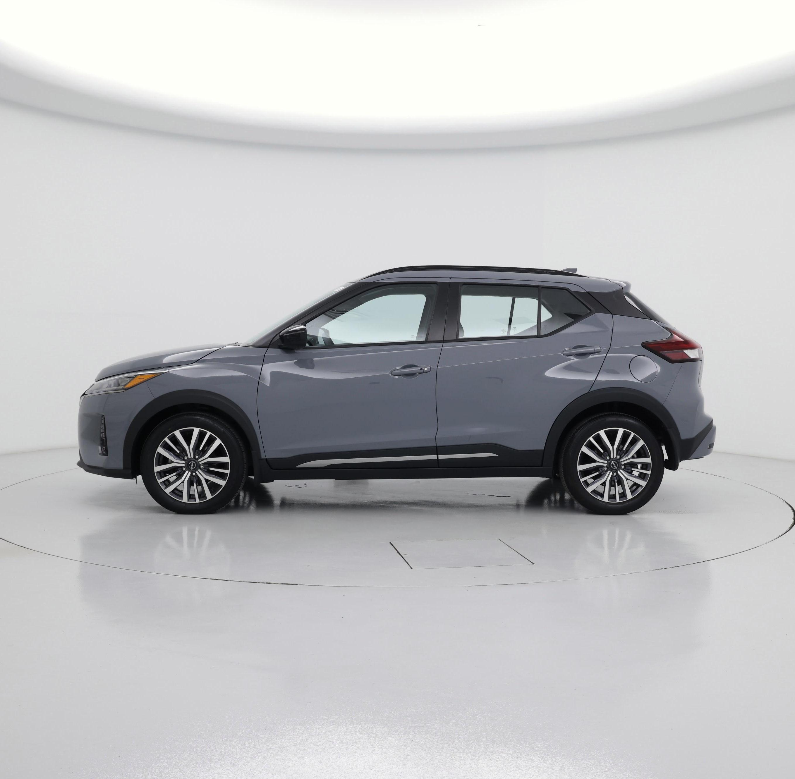 Thumbnail: 2023 Nissan Kicks - 3