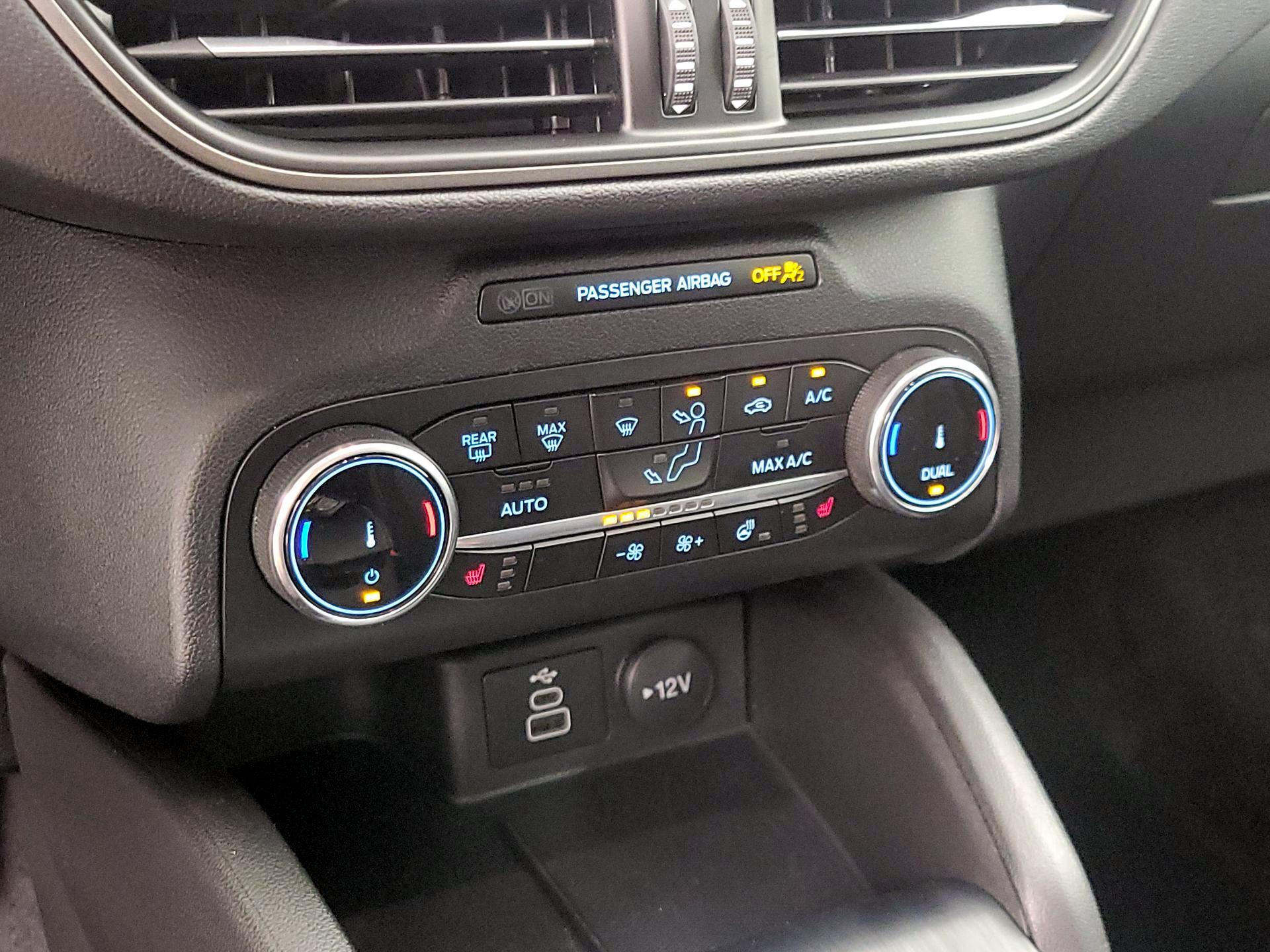 Thumbnail: 2024 Ford Escape - 16