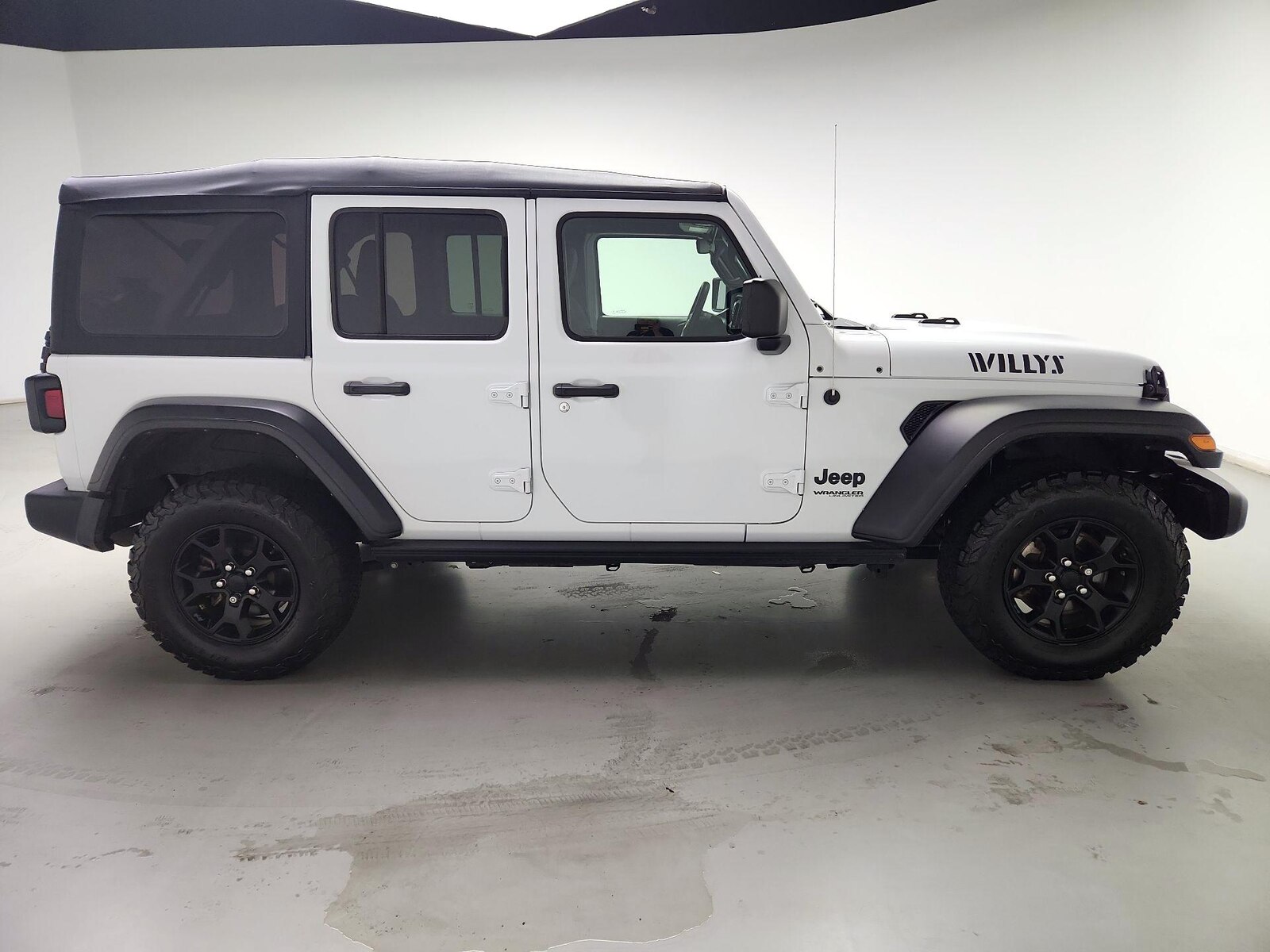 2022 Jeep Wrangler Unlimited Willys Sport - Photo 4