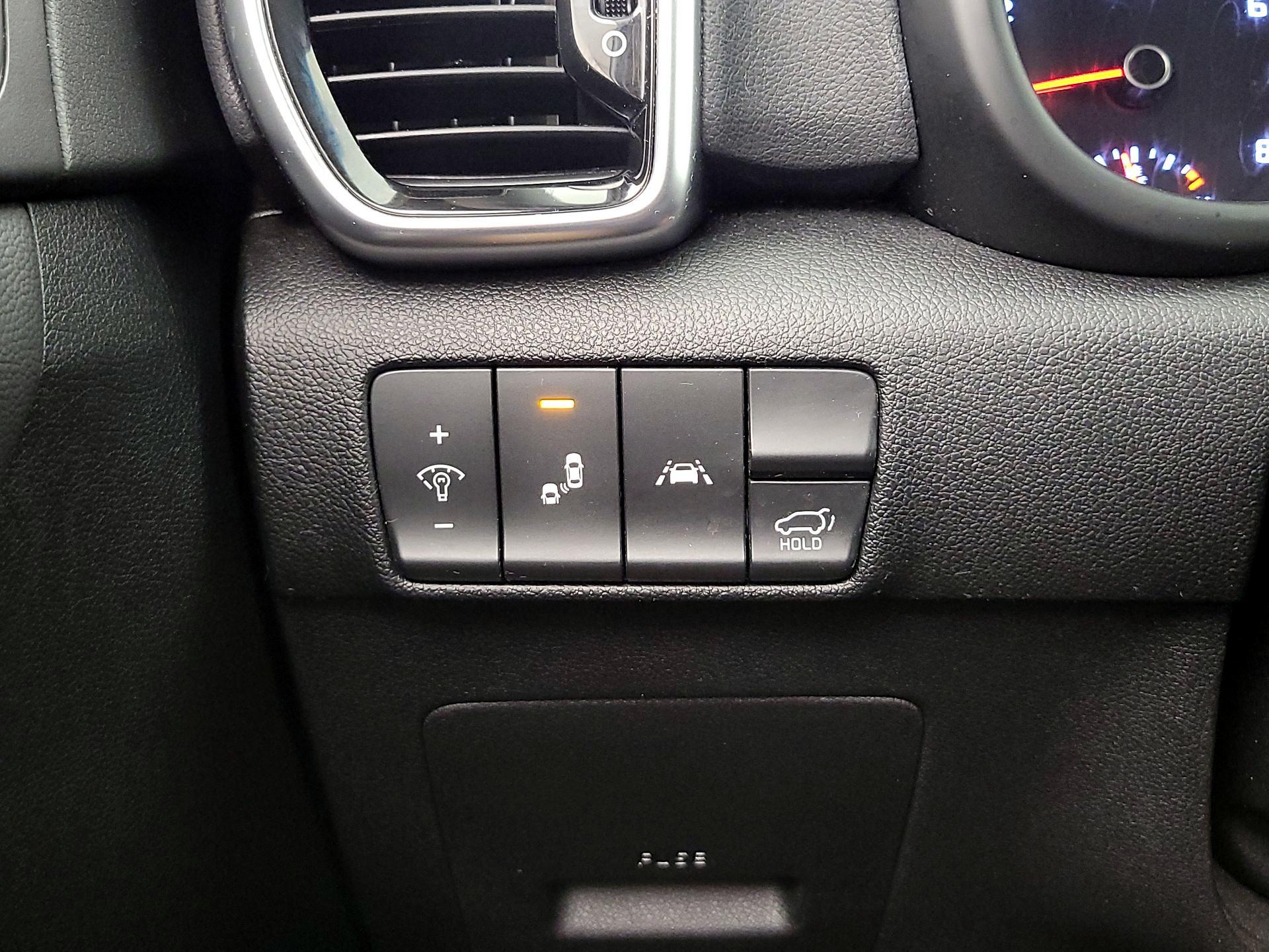 Thumbnail: 2020 Kia Sportage - 13