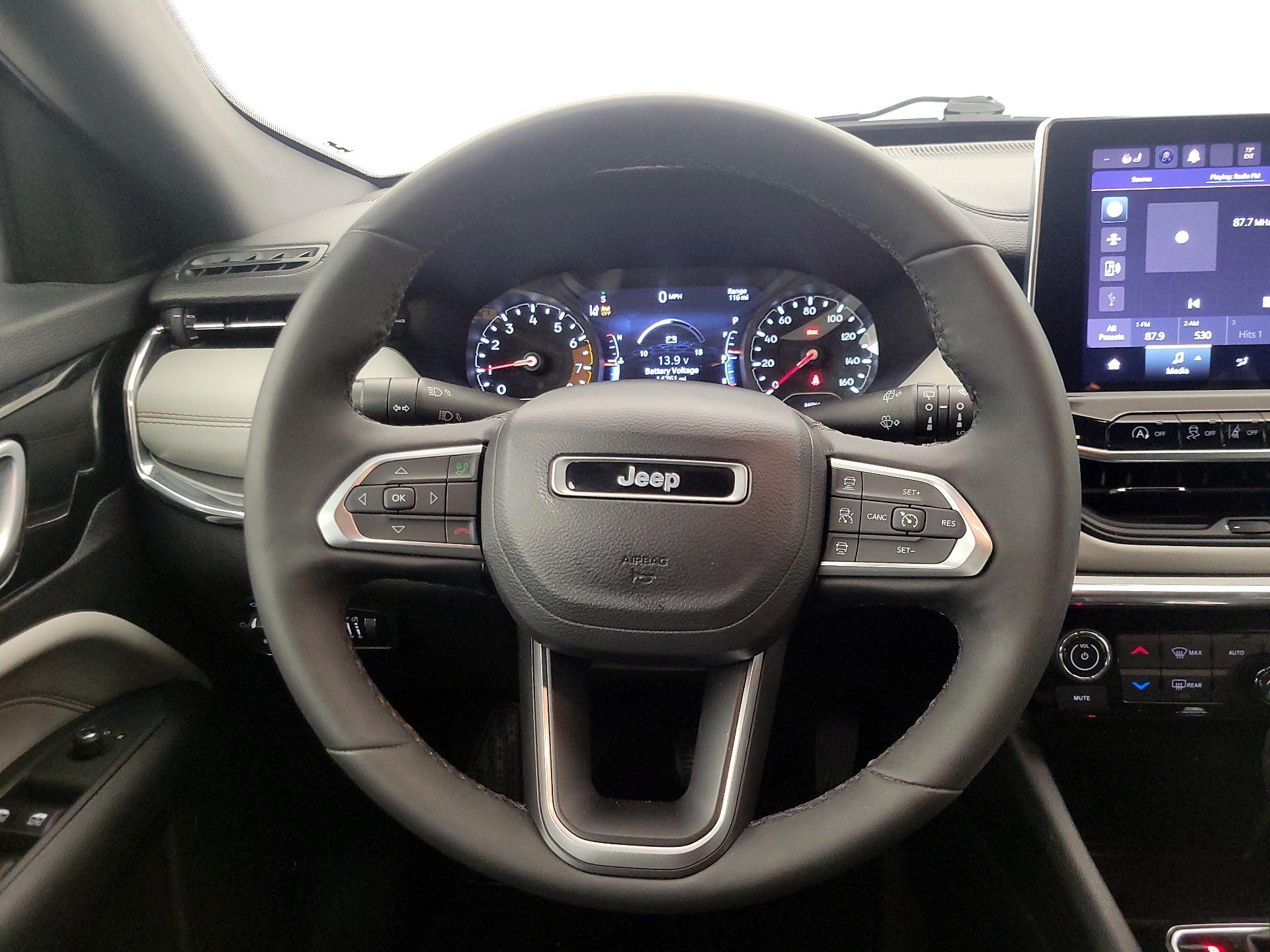 Thumbnail: 2023 Jeep Compass - 10