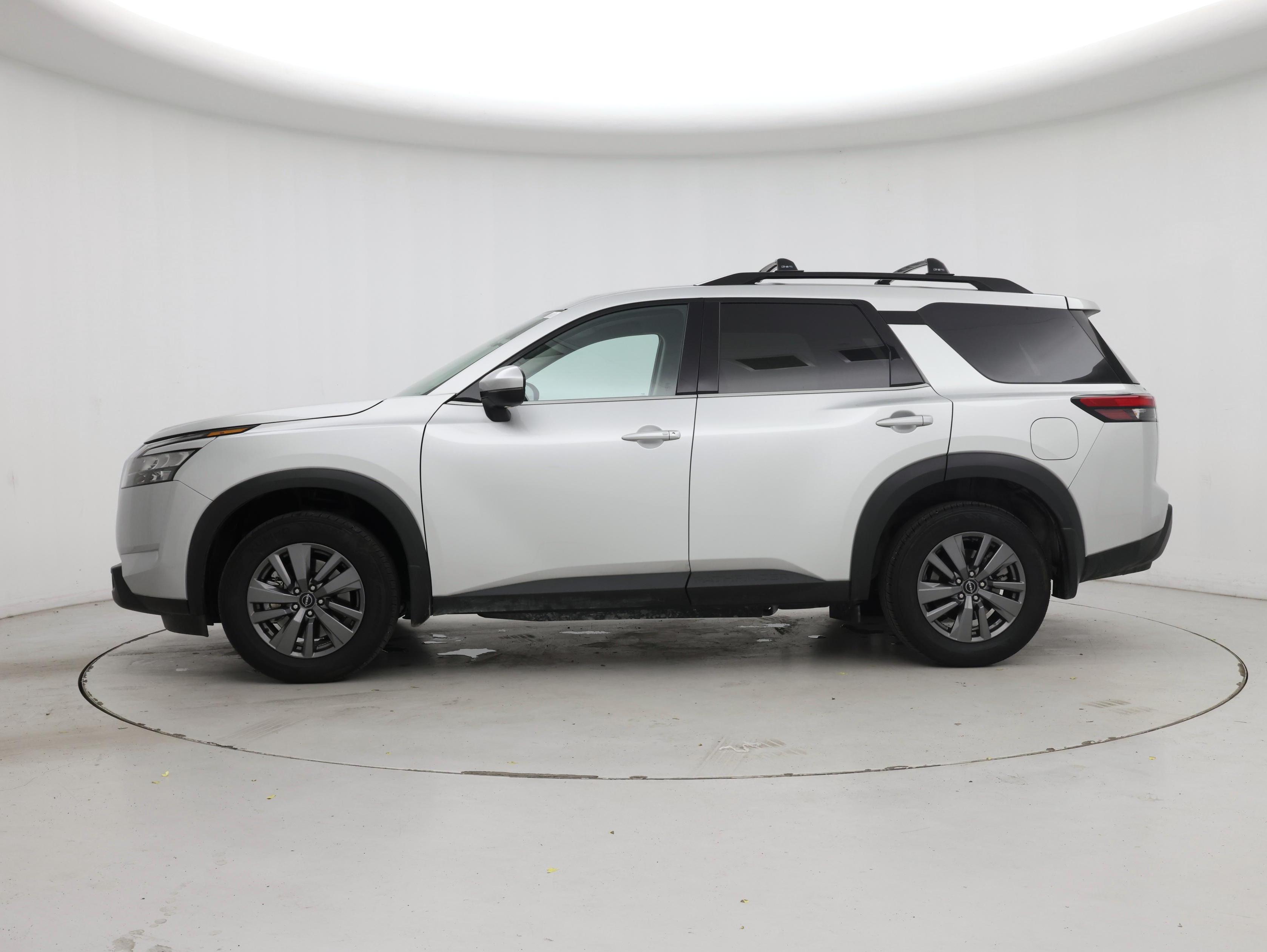 Thumbnail: 2025 Nissan Pathfinder - 3