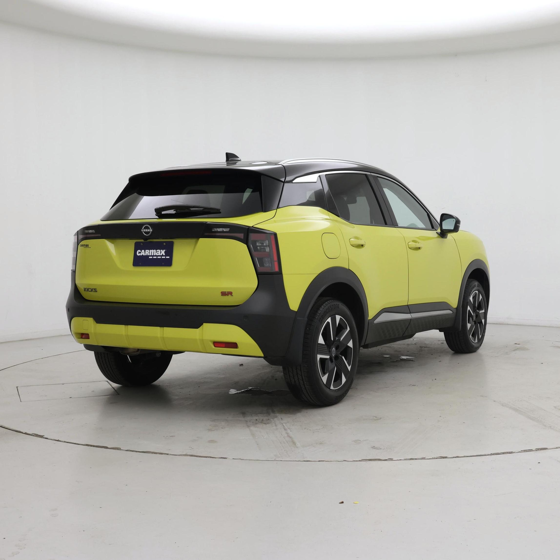 Thumbnail: 2025 Nissan Kicks - 8