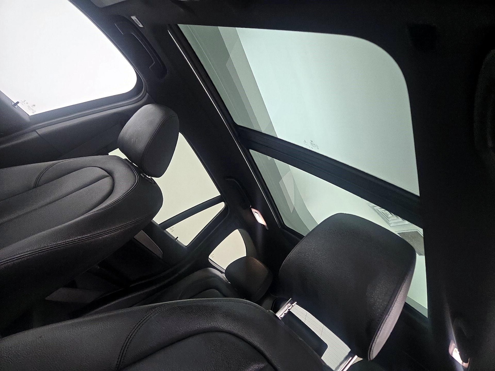 Panoramic Sunroof