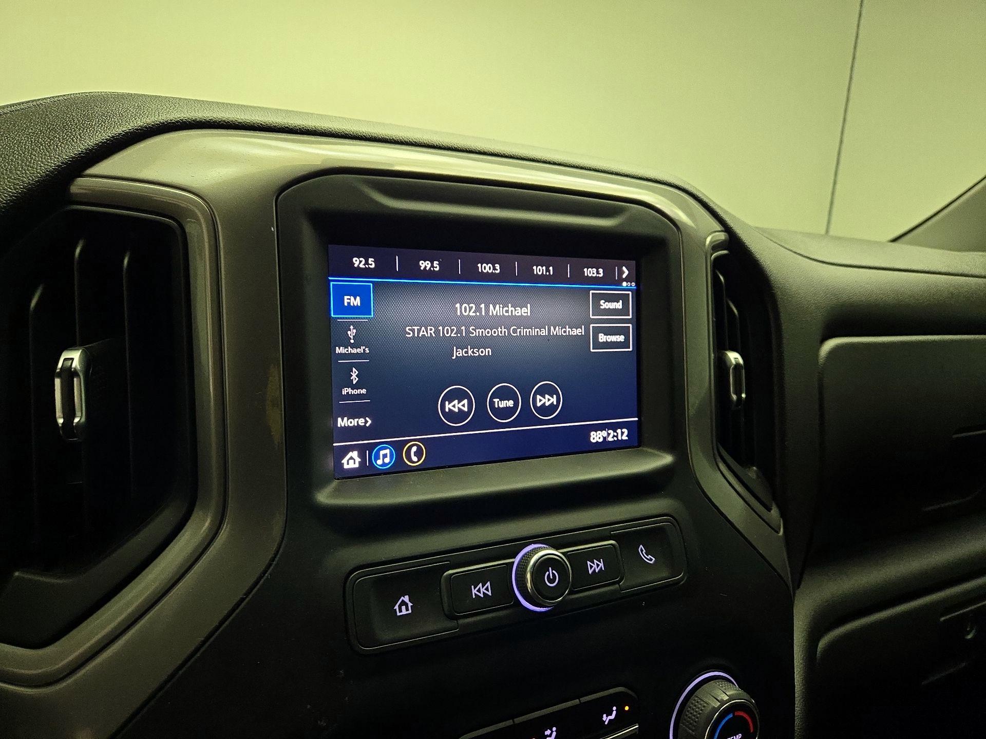 Thumbnail: 2022 Chevrolet Silverado 1500 - 13