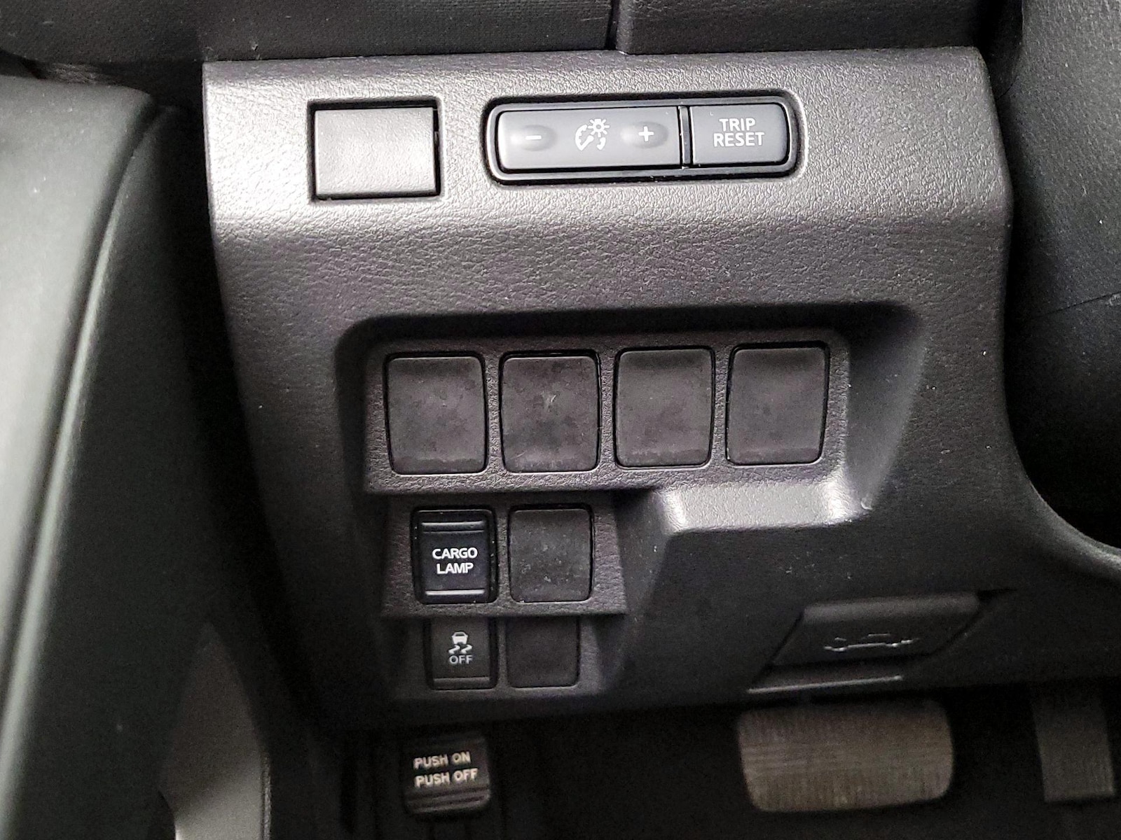 2024 Nissan Frontier 14