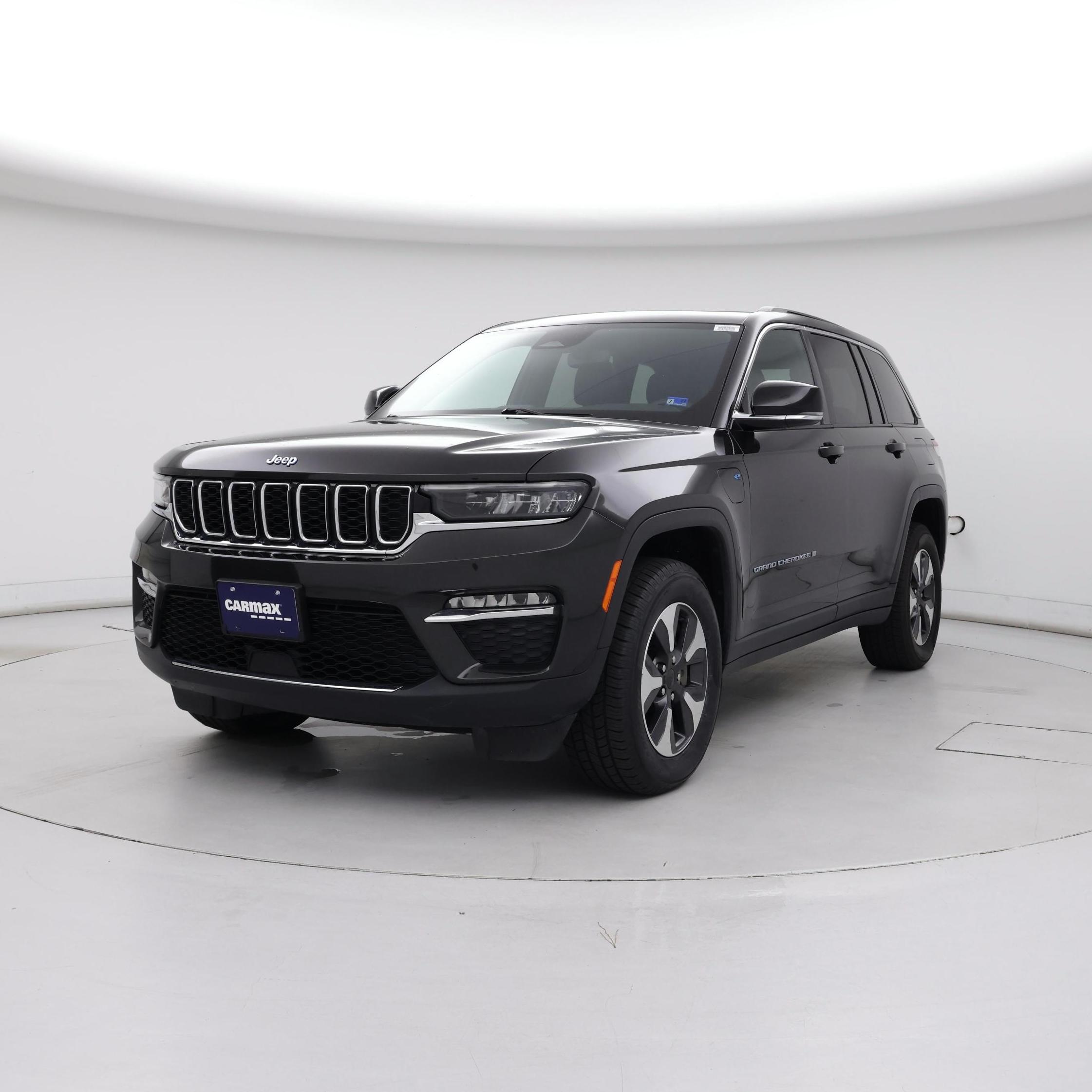 Thumbnail: 2024 Jeep Grand Cherokee - 4