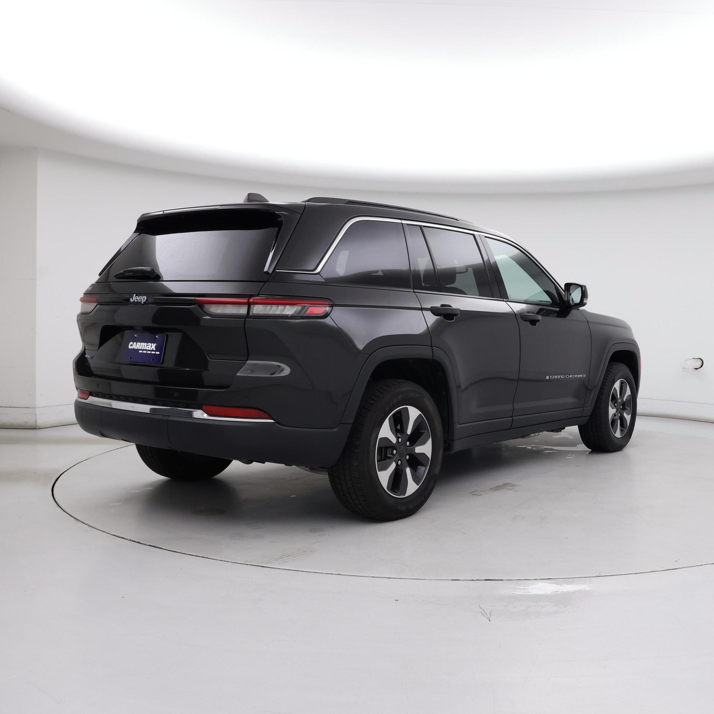 Thumbnail: 2024 Jeep Grand Cherokee - 8