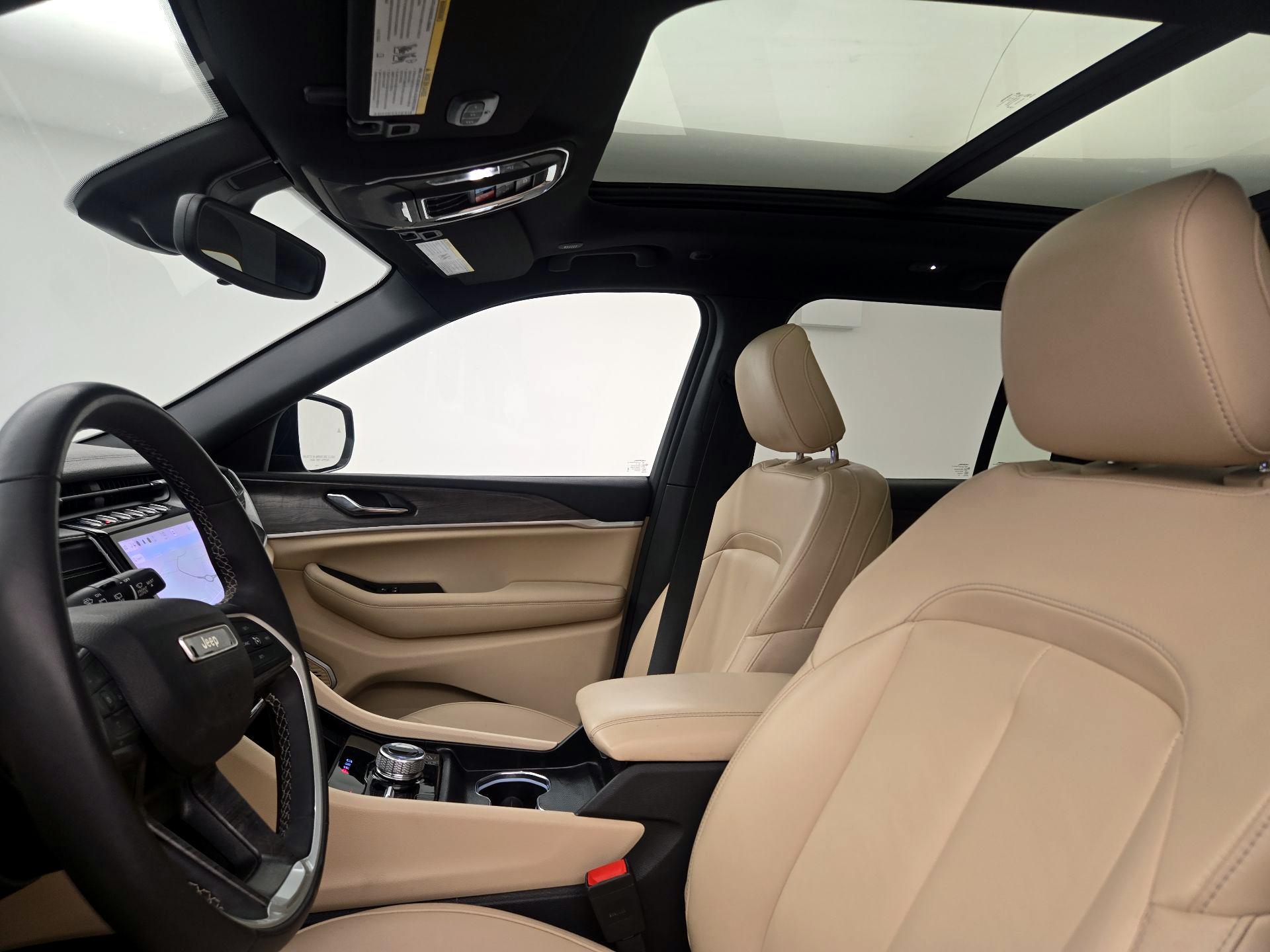 Thumbnail: 2024 Jeep Grand Cherokee - 20