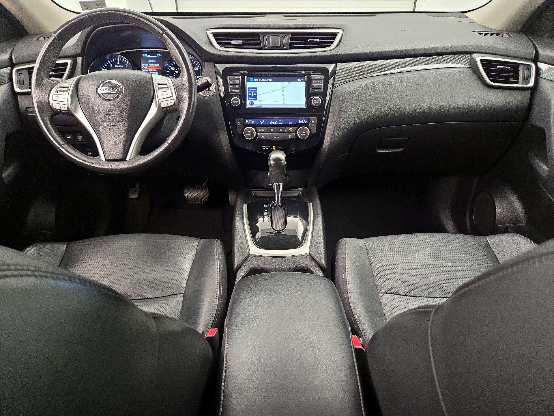 Thumbnail: 2015 Nissan Rogue - 9
