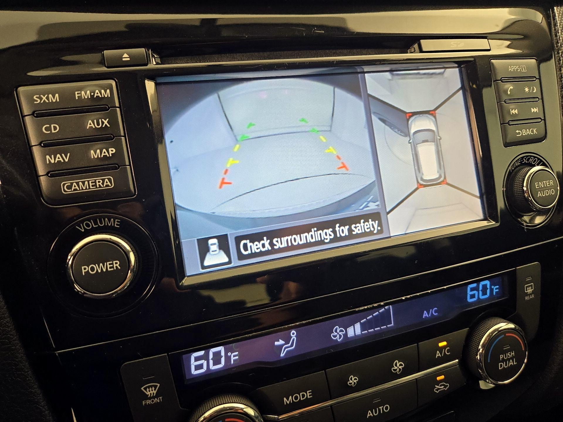 Thumbnail: 2015 Nissan Rogue - 15