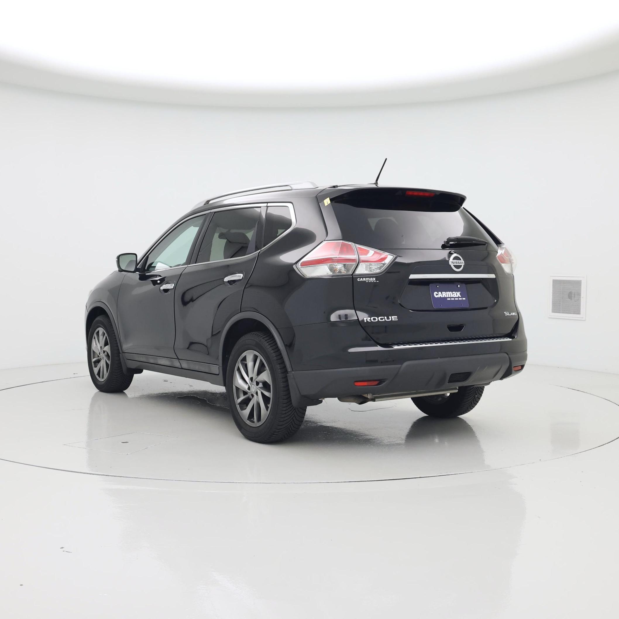 Thumbnail: 2015 Nissan Rogue - 2