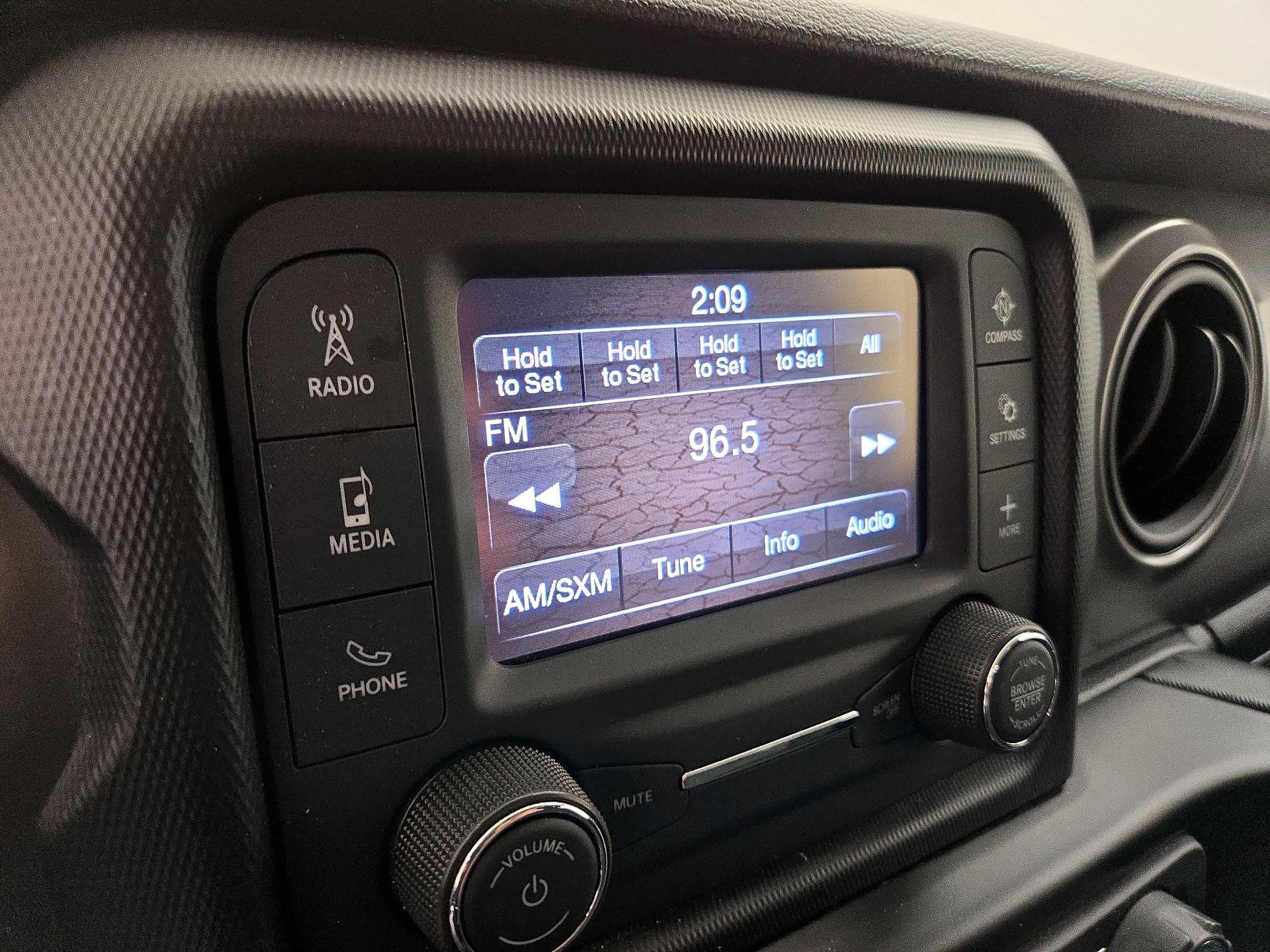Thumbnail: 2021 Jeep Wrangler - 15