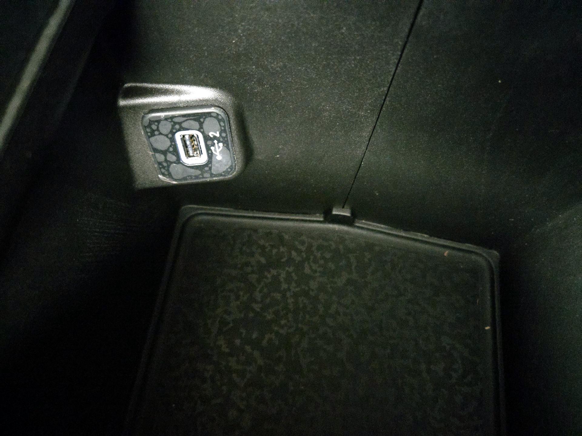 Thumbnail: 2021 Jeep Wrangler - 18