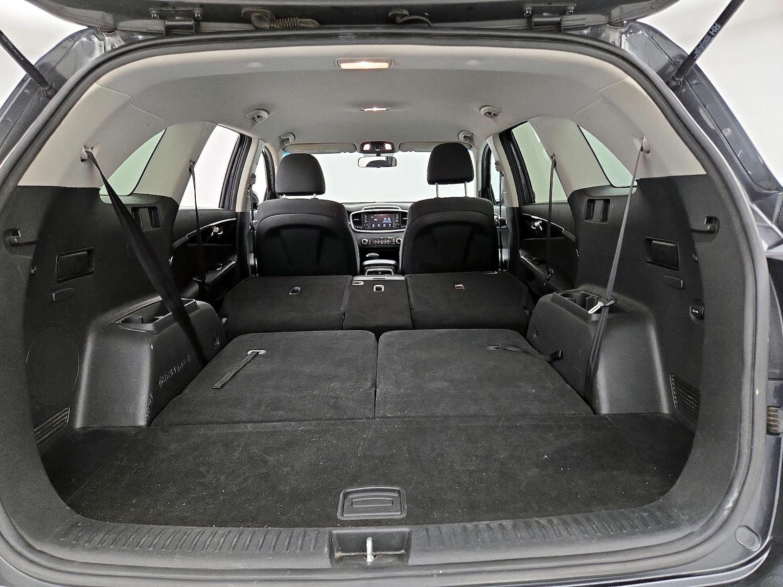 2023 Kia Sorento X-Line S - Photo 23