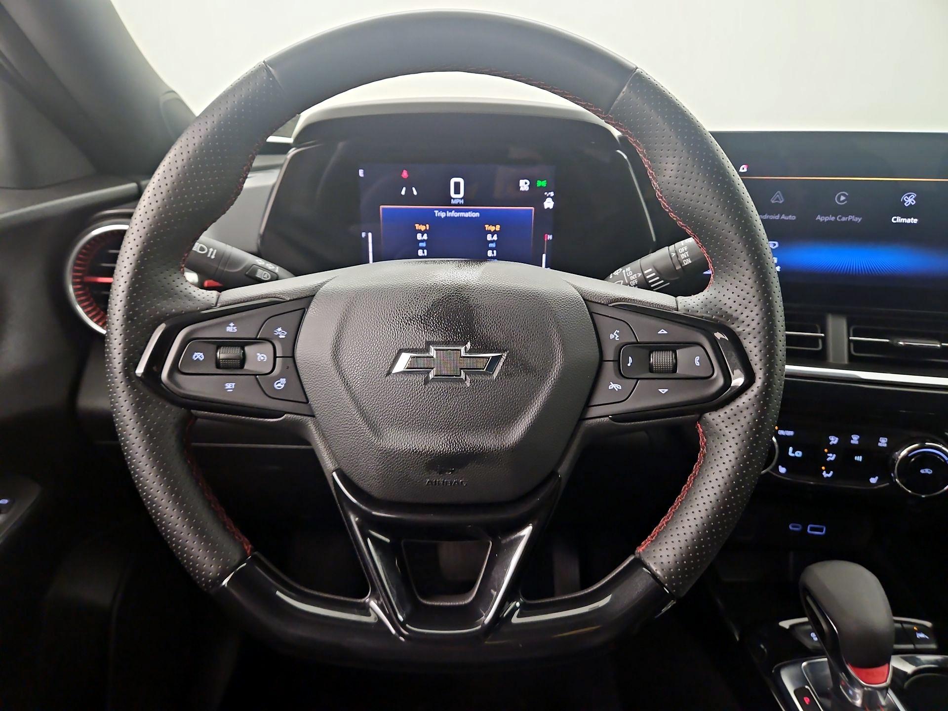 Thumbnail: 2024 Chevrolet Trax - 10