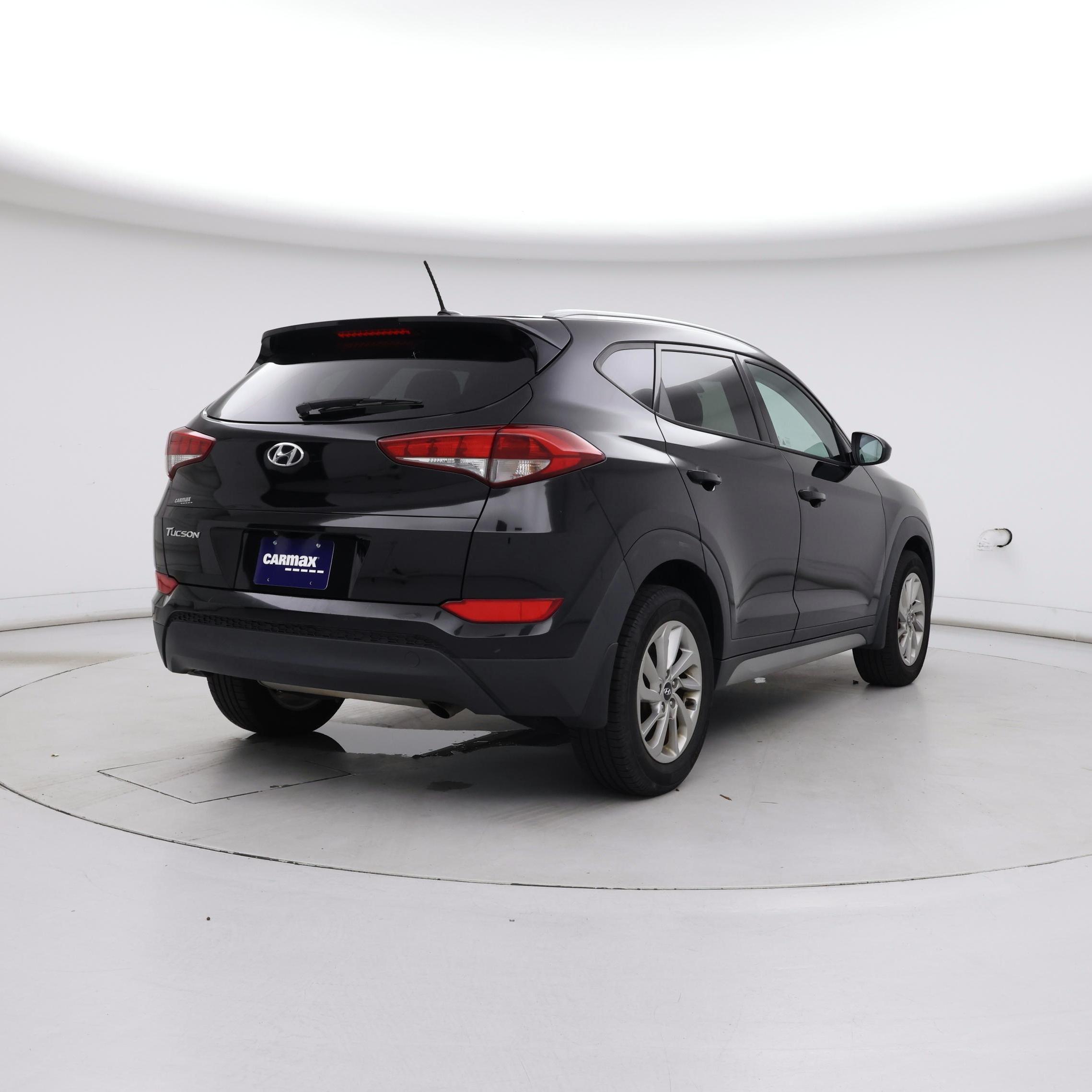 Thumbnail: 2017 Hyundai Tucson - 8