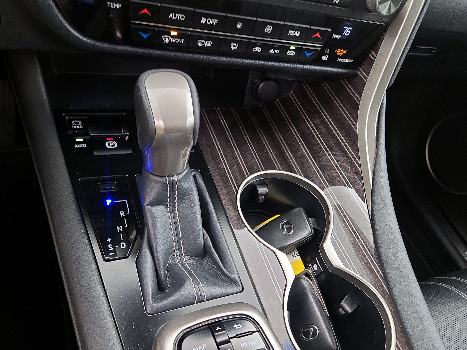 Thumbnail: 2018 Lexus RX - 18