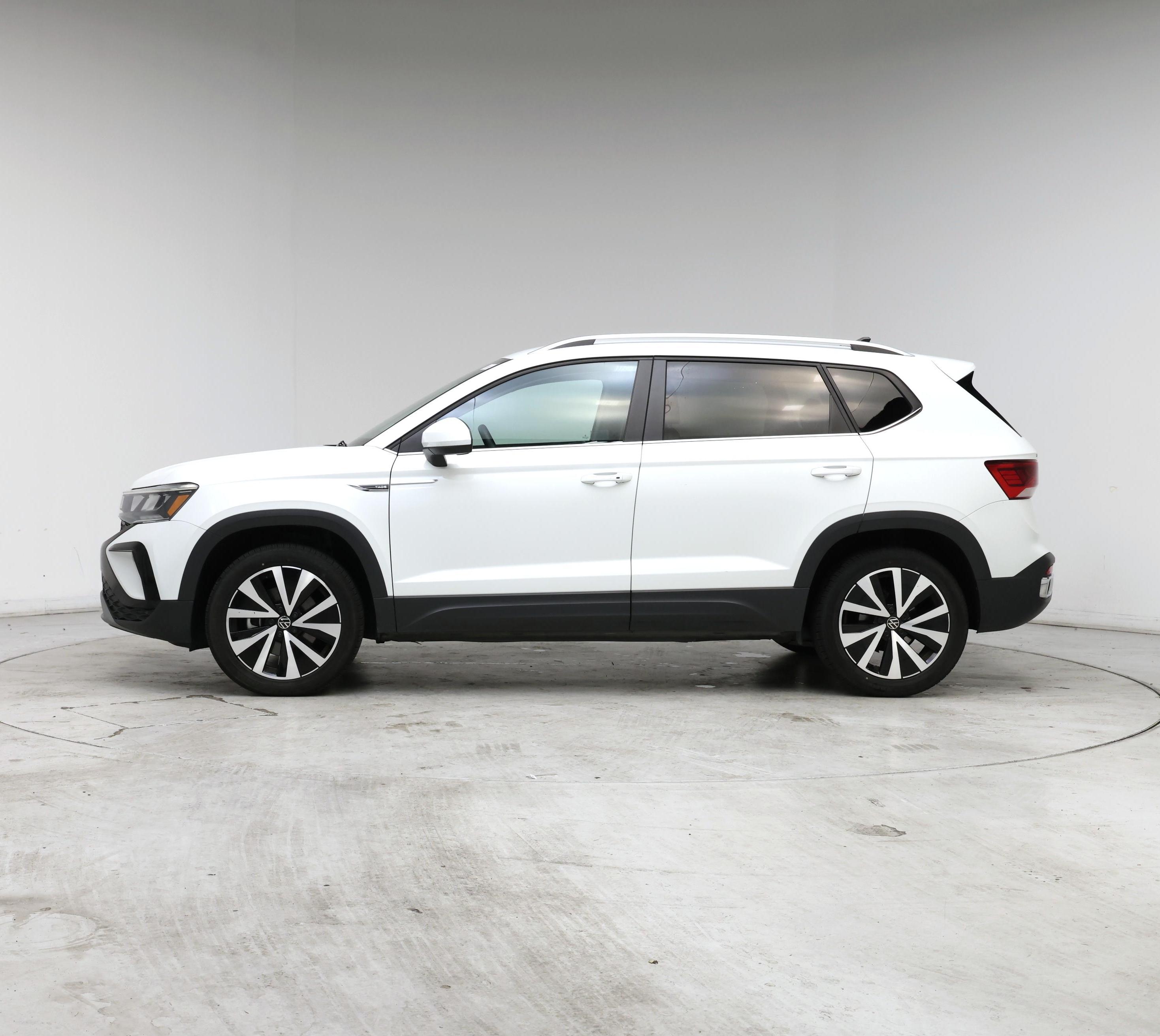 Thumbnail: 2024 Volkswagen Taos - 3